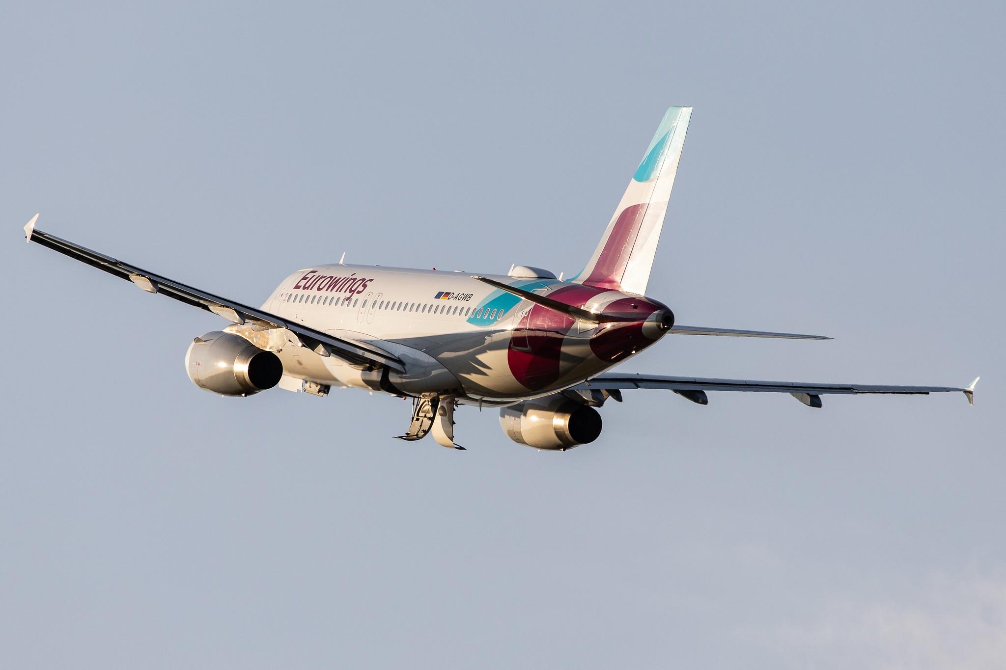 Hamburg Airport: Eurowings (EW / EWG) |  Airbus A319-132 A319 | D-AGWB | MSN 2833