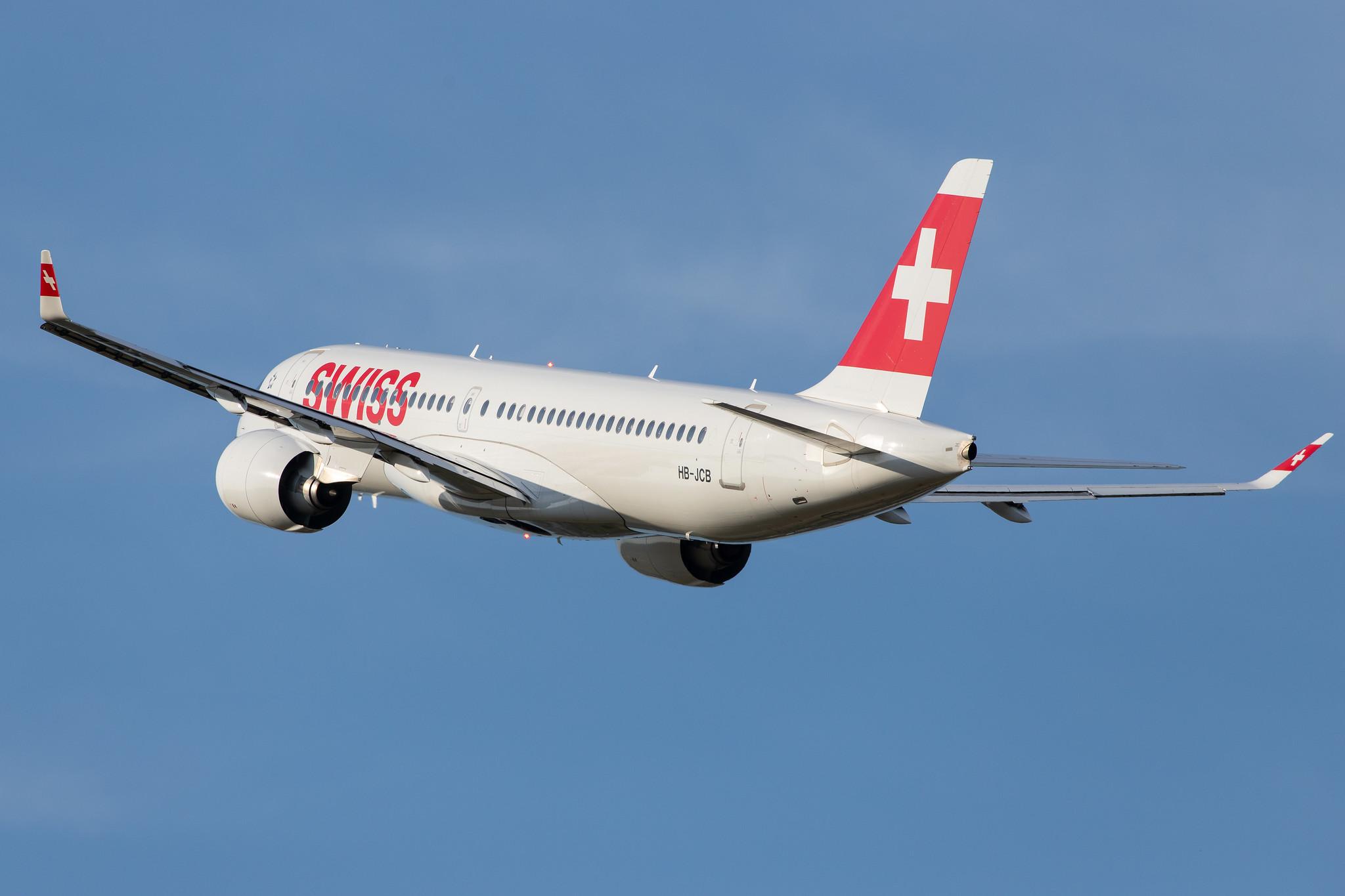 Hamburg Airport: Swiss (LX / SWR) |  Airbus A220-300 BCS3 | HB-JCB | MSN 55011