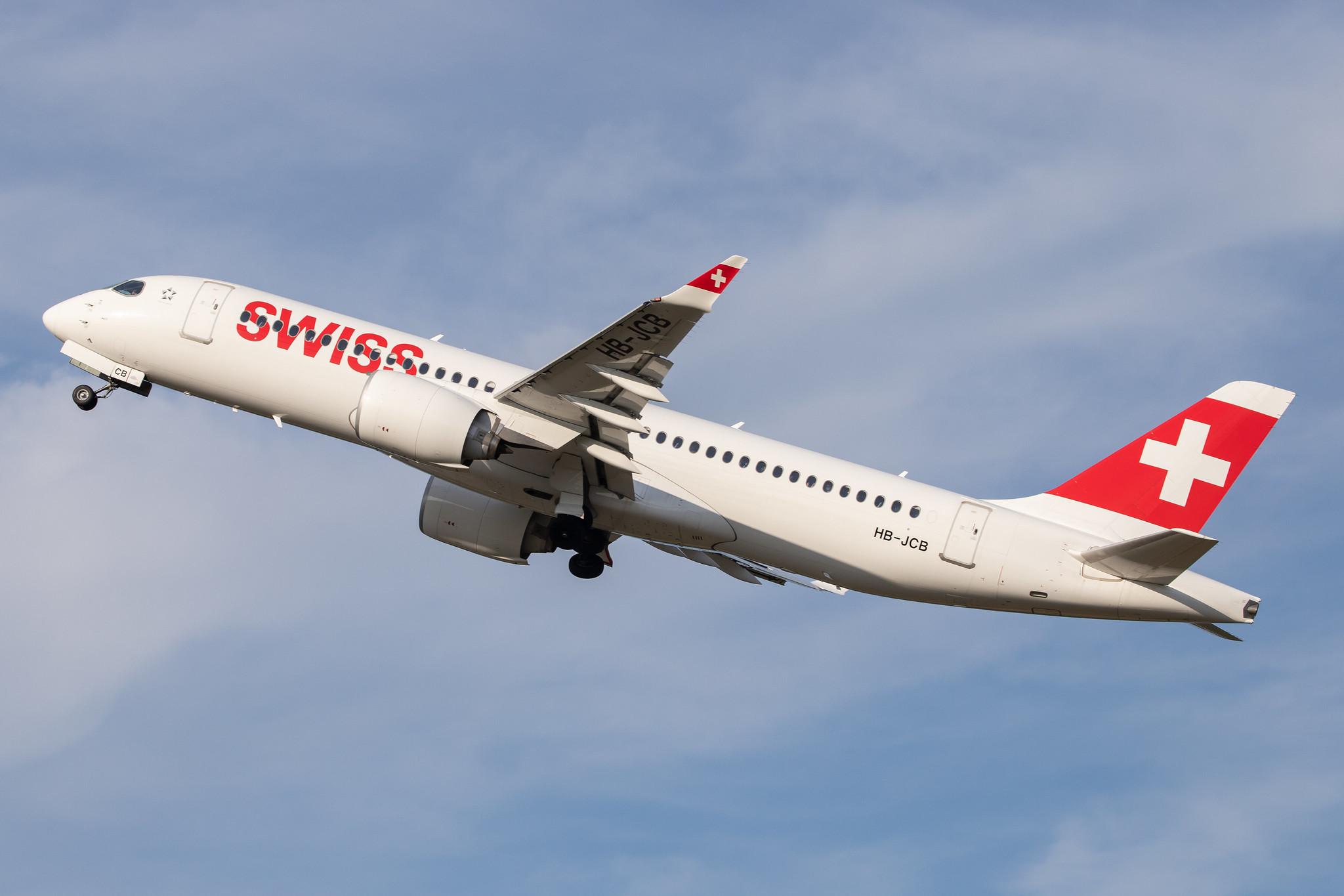 Hamburg Airport: Swiss (LX / SWR) |  Airbus A220-300 BCS3 | HB-JCB | MSN 55011