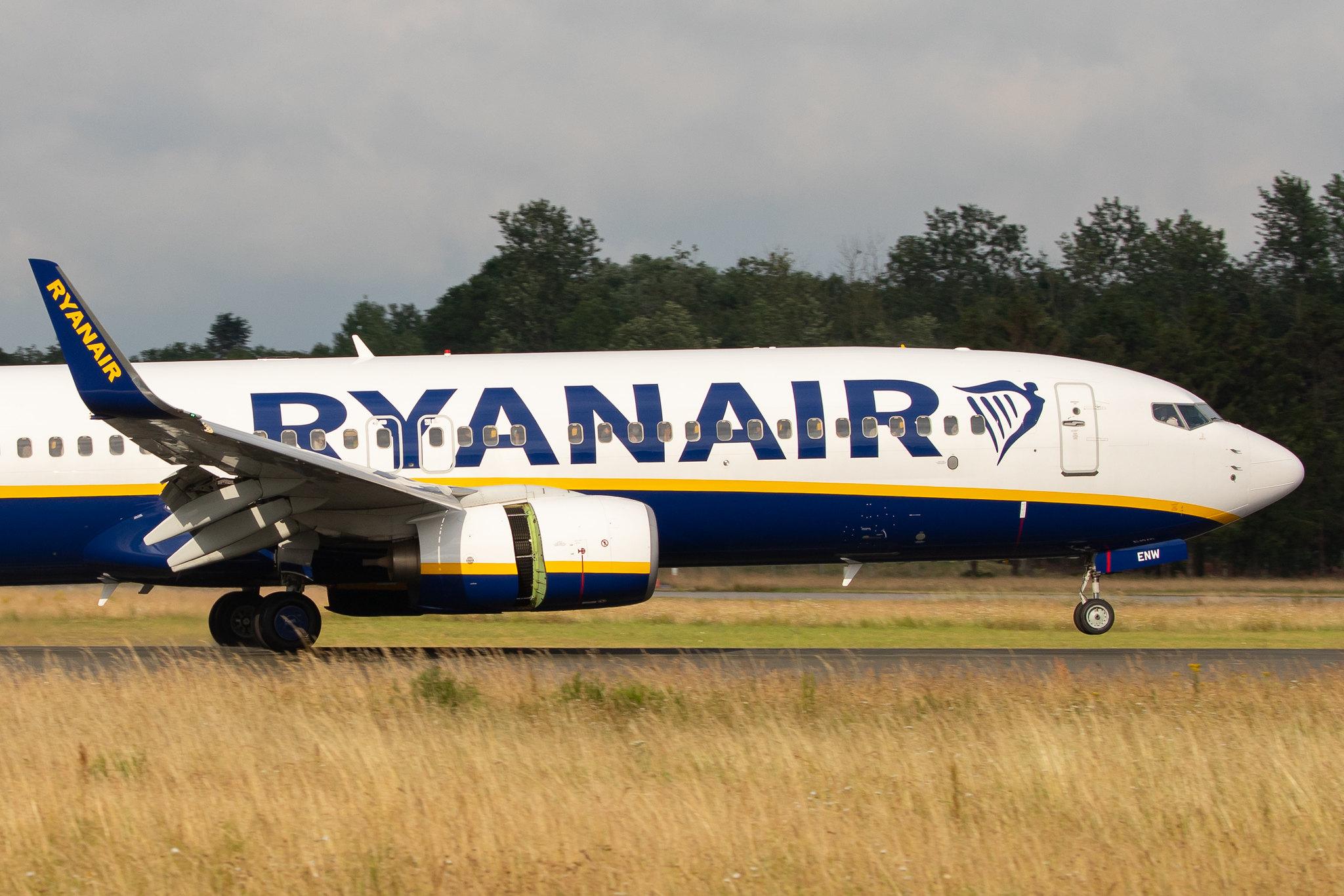Hamburg Airport: Ryanair (FR / RYR) |  Boeing 737-8AS B738 | EI-ENW | MSN 40306