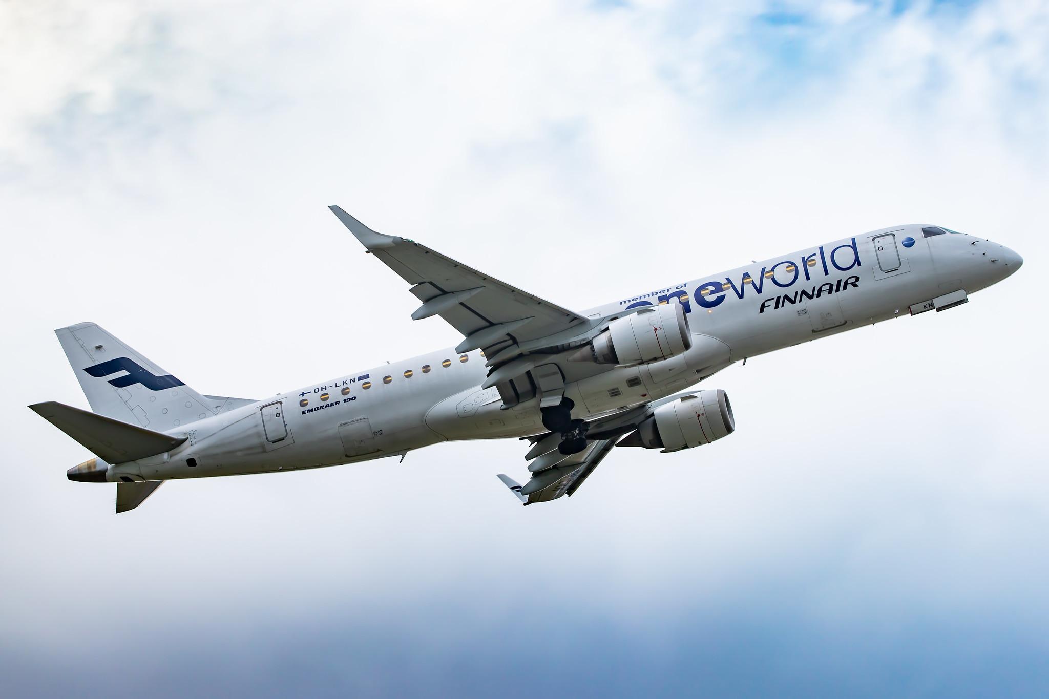 Hamburg Airport: Finnair (AY / FIN) |  Livery: Oneworld livery | Operator: NORRA |  Embraer E190LR E190 | OH-LKN | MSN 19000252