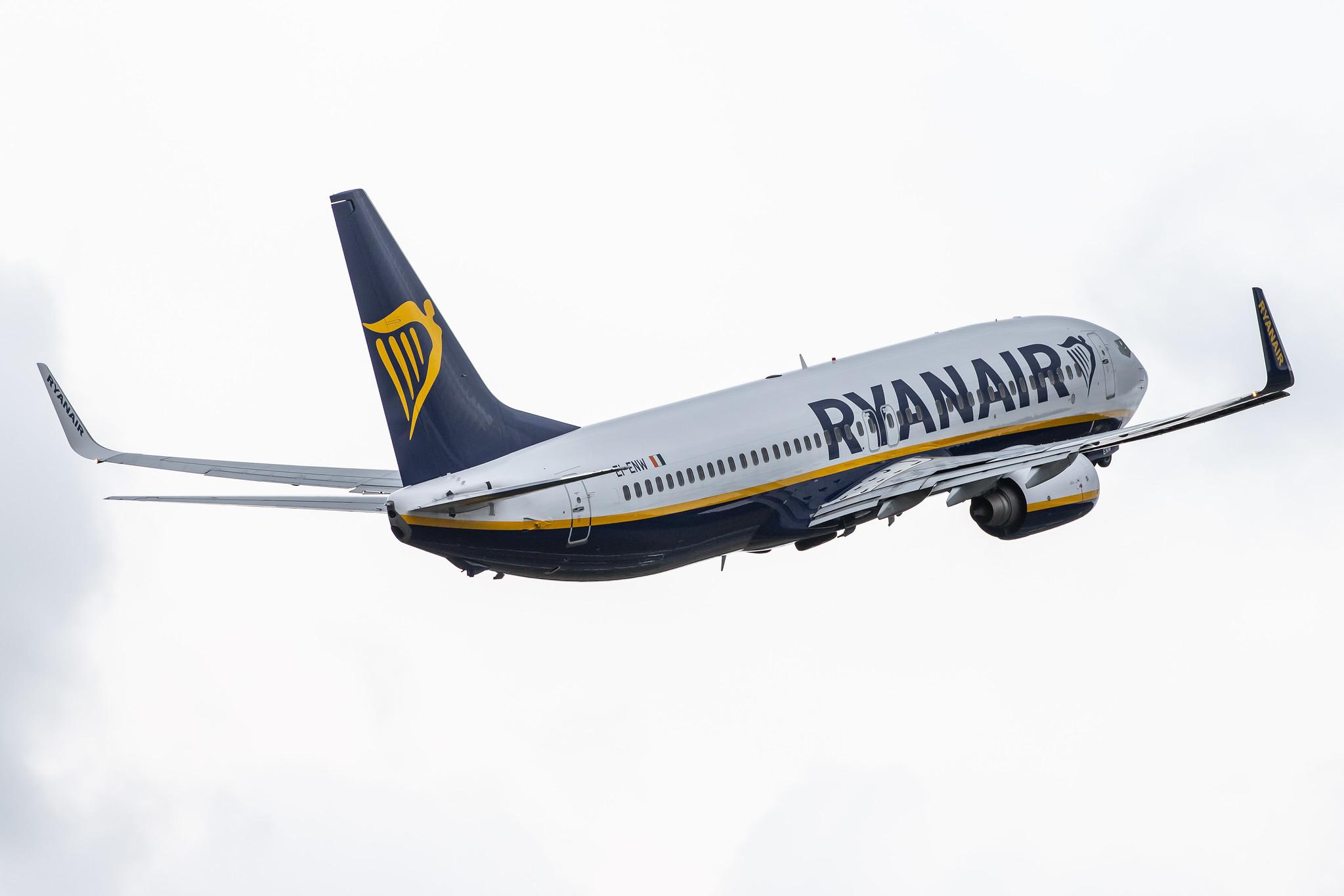 Hamburg Airport: Ryanair (FR / RYR) |  Boeing 737-8AS B738 | EI-ENW | MSN 40306