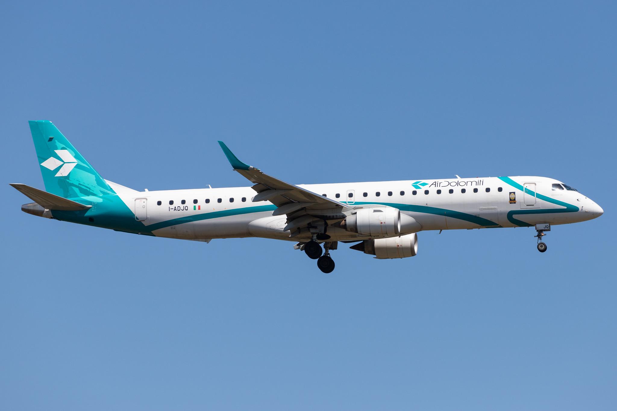 Frankfurt Airport: Air Dolomiti (EN / DLA) |  Embraer E195LR E195 | I-ADJQ | MSN 19000587