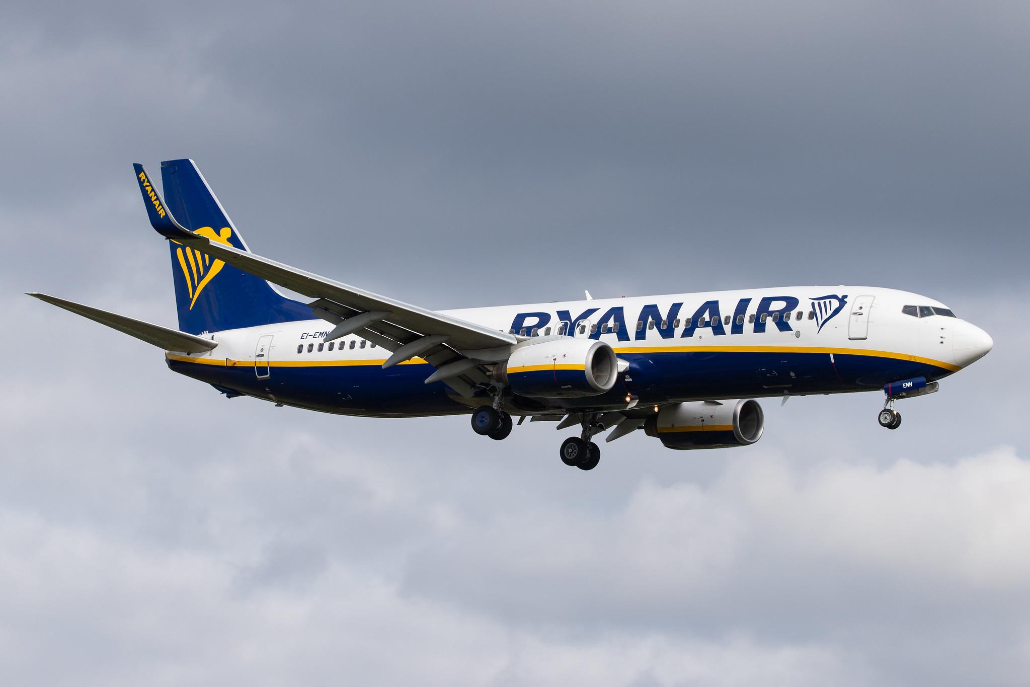 Hamburg Airport: Ryanair (FR / RYR) |  Boeing 737-8AS B738 | EI-EMN | MSN 38515