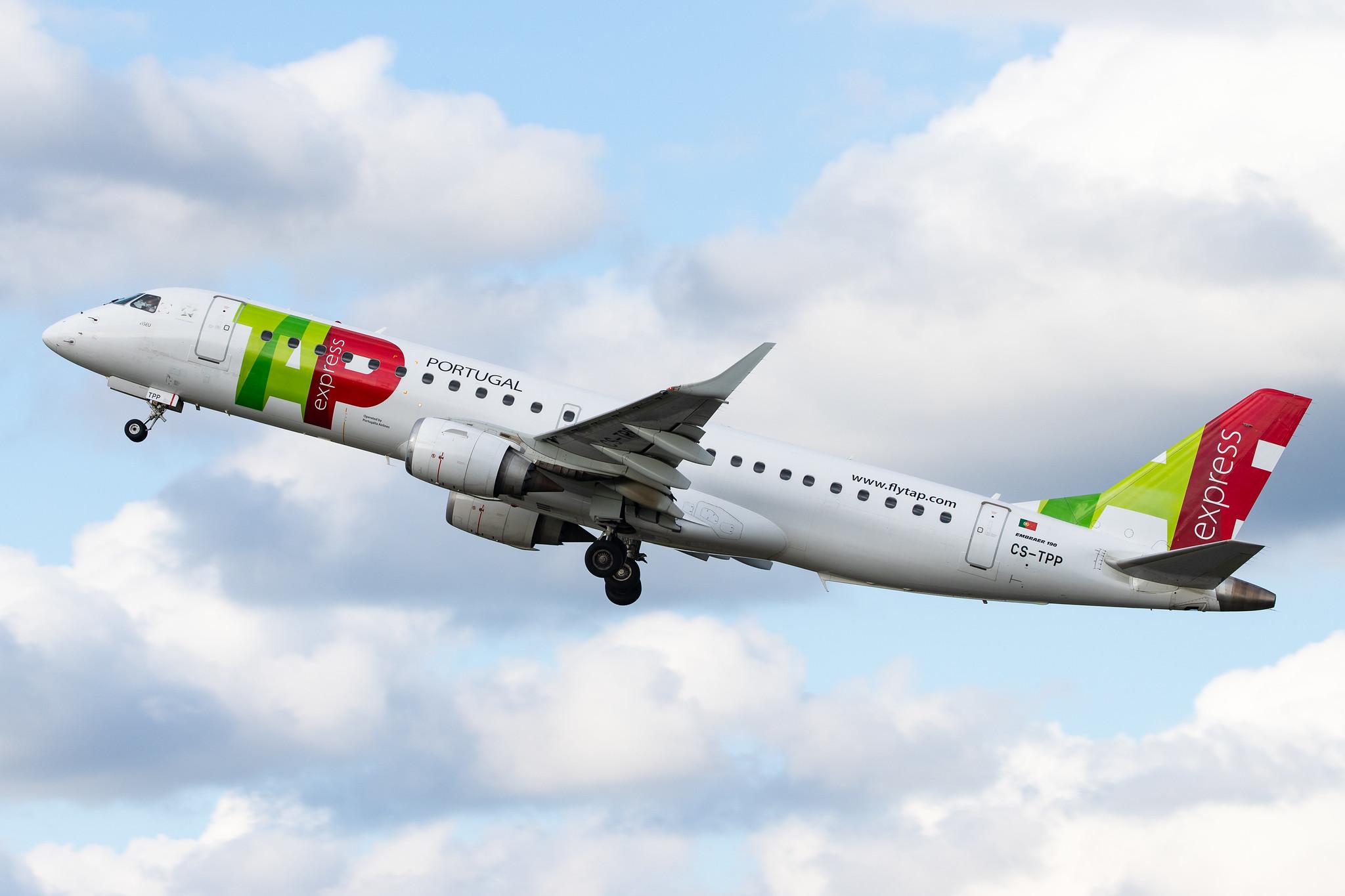 Hamburg Airport: TAP Express (NI / PGA) |  Embraer E190LR E190 | CS-TPP | MSN 19000441