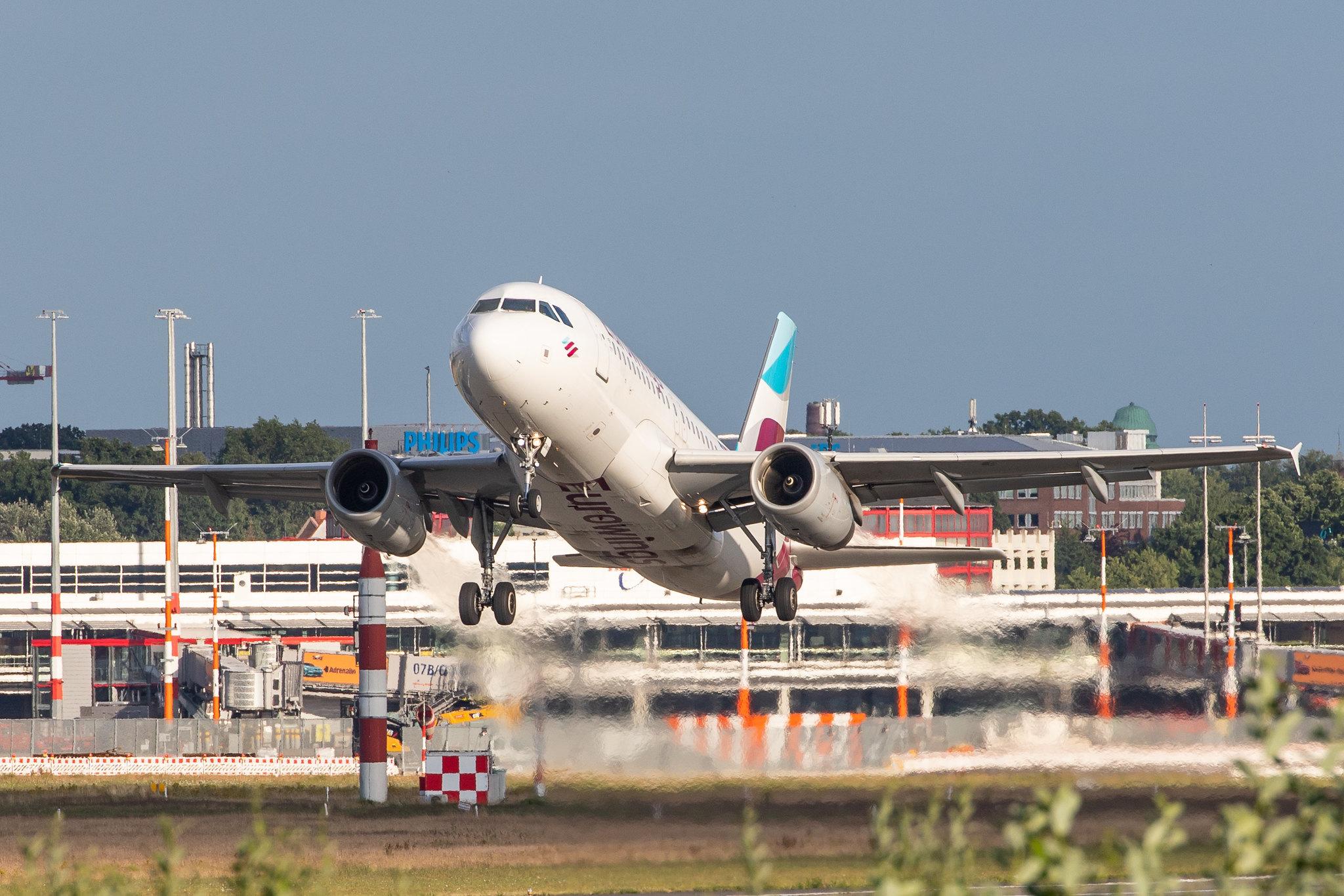Hamburg Airport: Eurowings (EW / EWG) |  Airbus A319-132 A319 | D-AGWX | MSN 5569