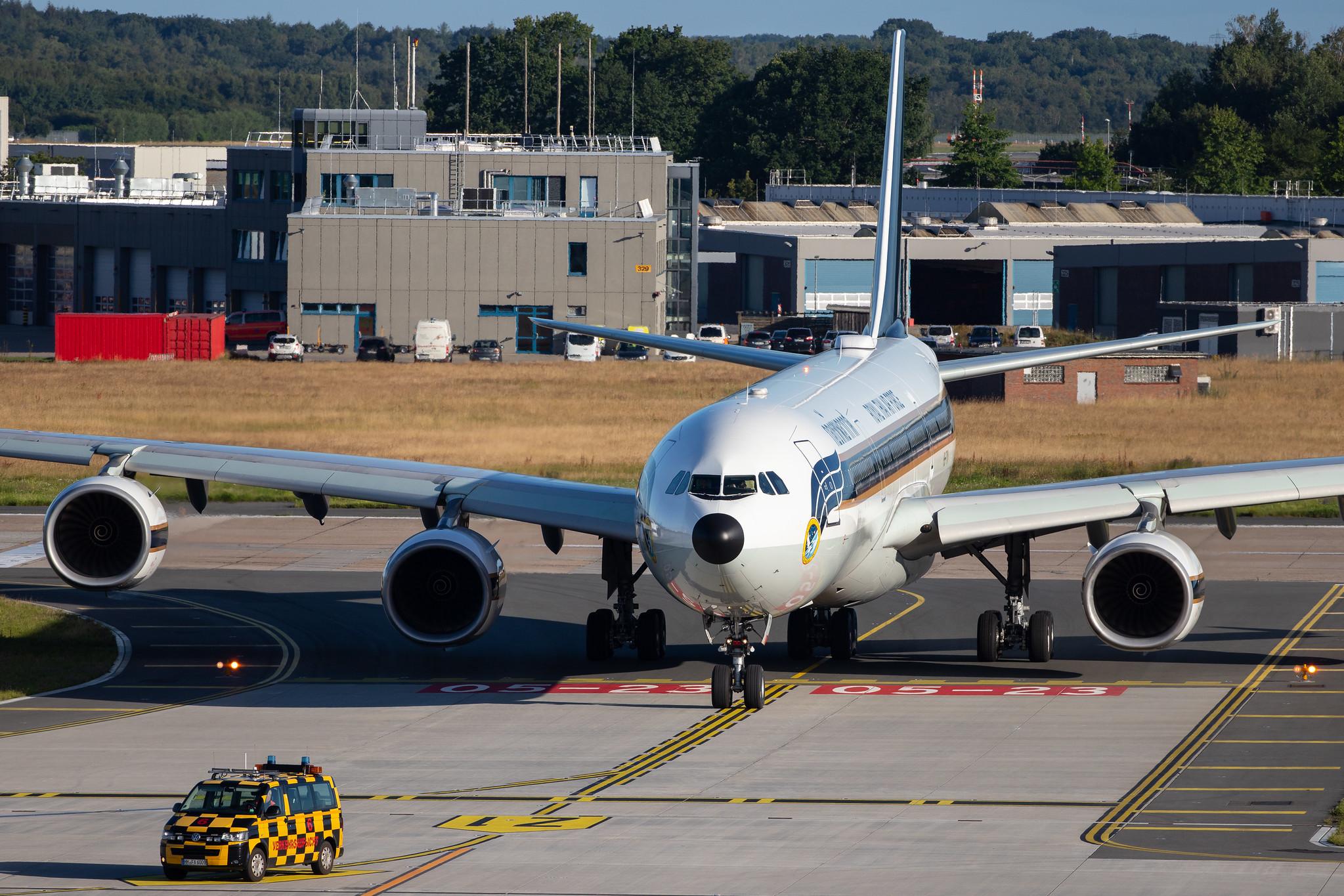 Hamburg Airport: Royal Thai Air Force |  Airbus A340-541 A345 | HS-TYV | MSN 0698