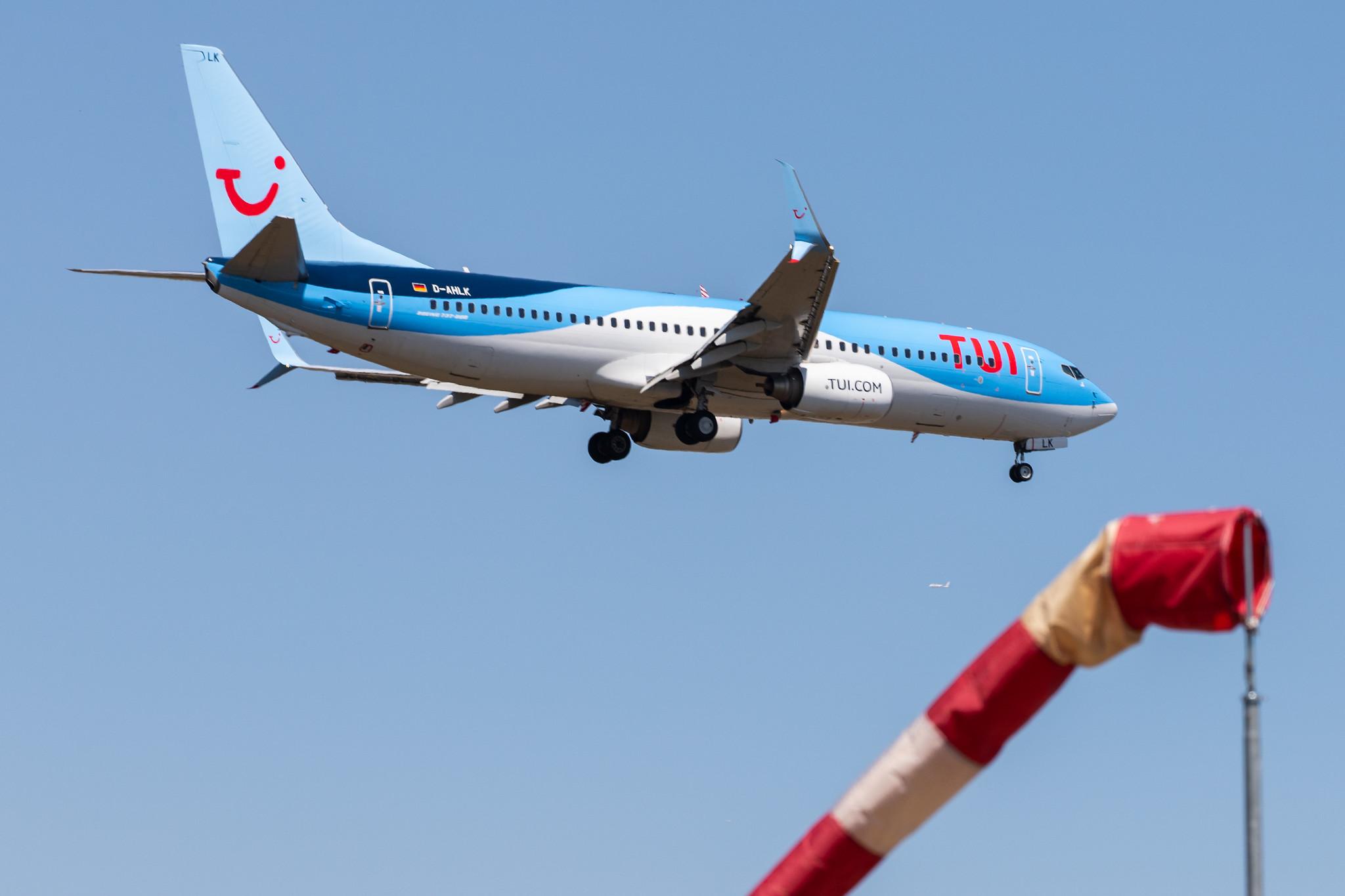 Frankfurt Airport: TUI (X3 / TUI) | Operator: TUI fly |  Boeing 737-8K5 B738 | D-AHLK | MSN 35143