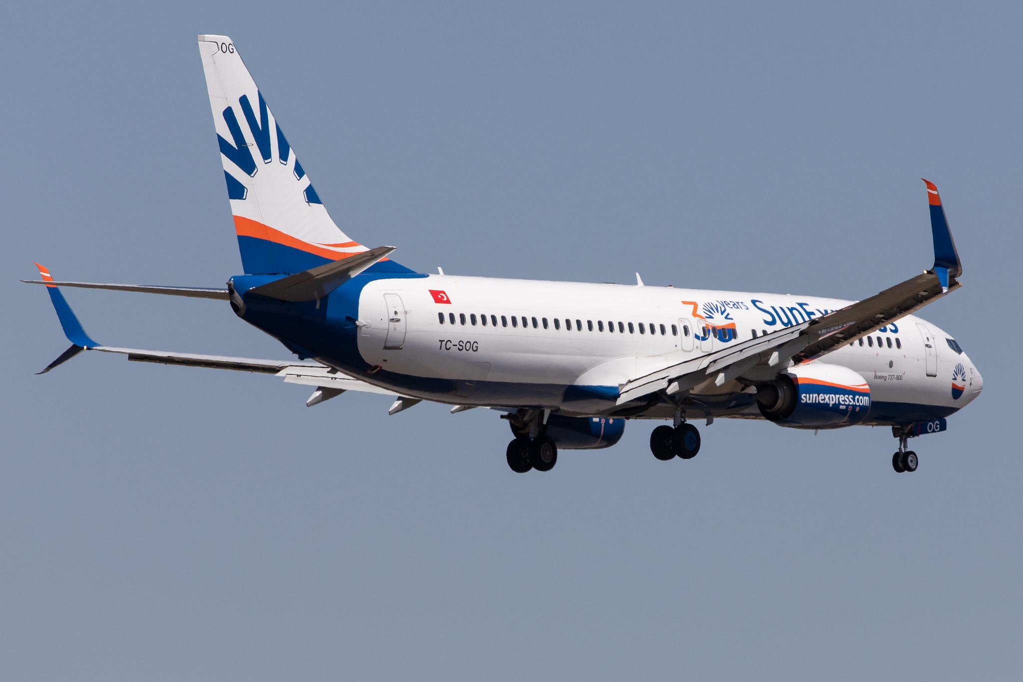 Frankfurt Airport: SunExpress (XQ / SXS) |  Boeing 737-8HC B738 | TC-SOG | MSN 61179