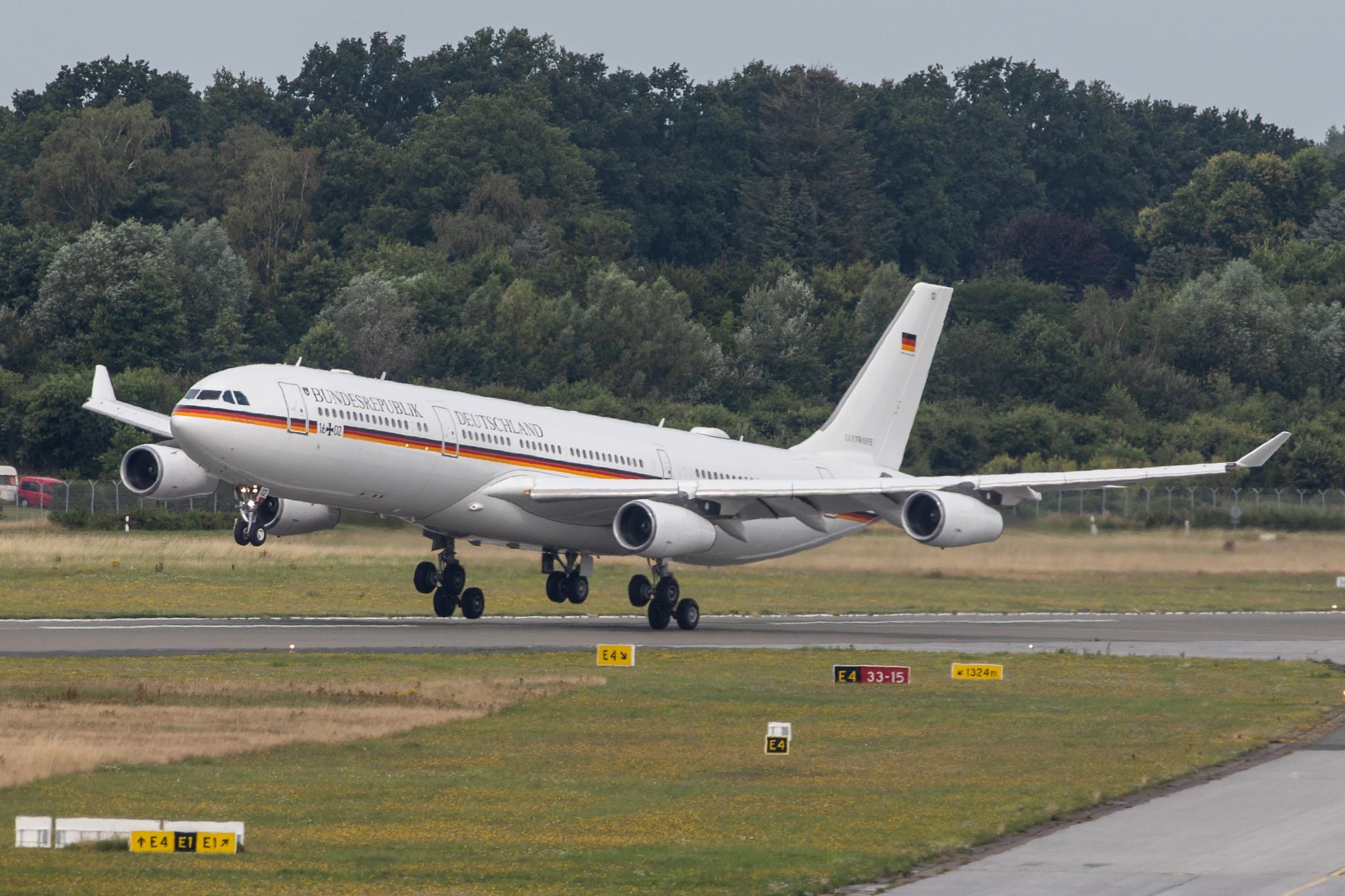 Hamburg Airport: German Air Force (/ GAF) | Airbus A340-313 A343 | 16+02 | MSN 355