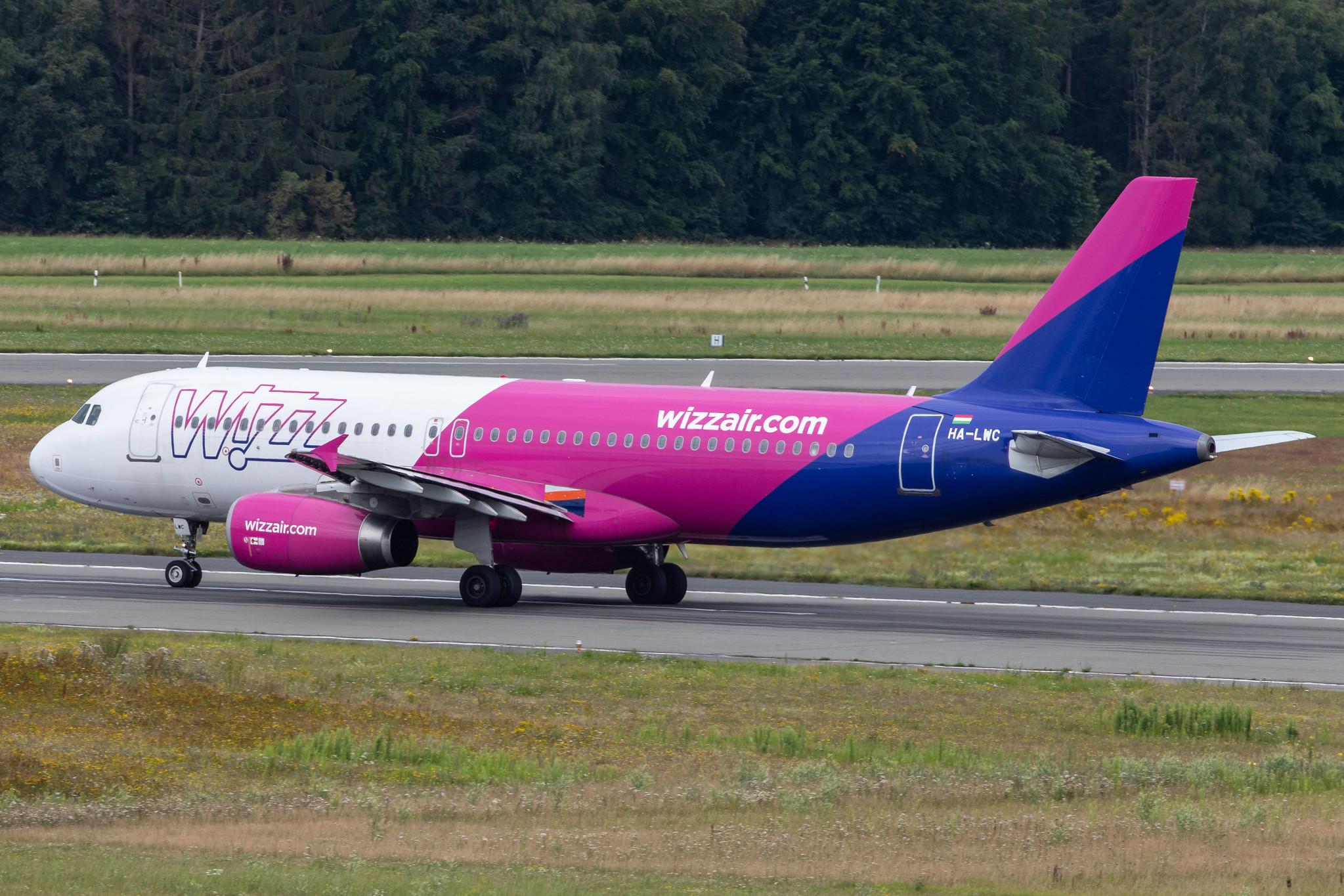 Hamburg Airport: Wizz Air (W6 / WZZ) |  Airbus A320-232 A320 | HA-LWC | MSN 4323
