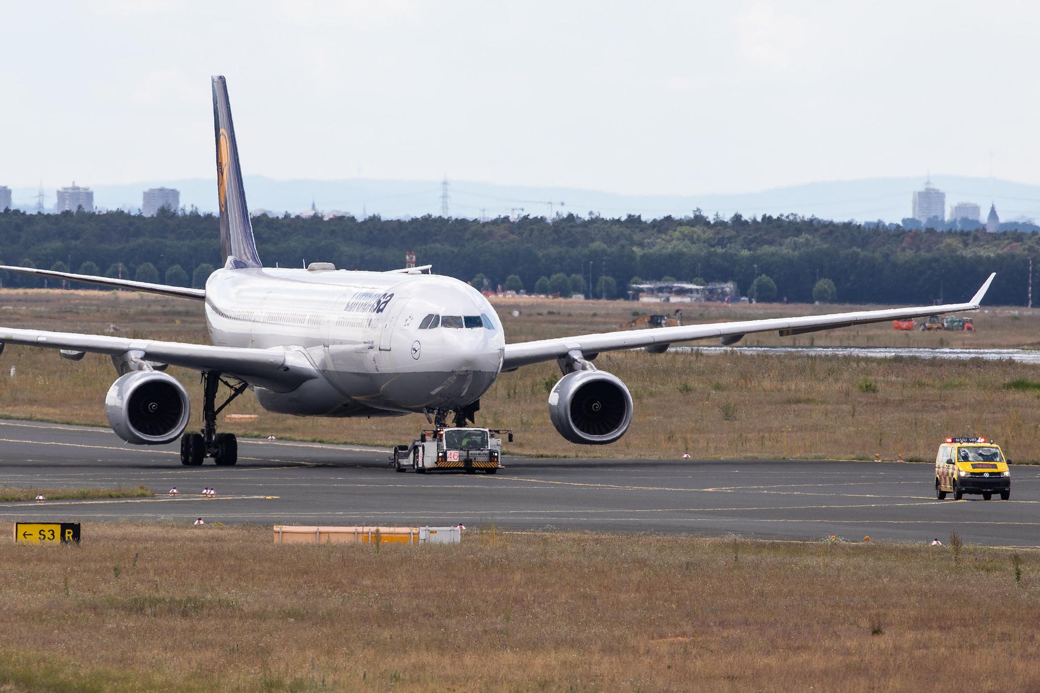 Frankfurt Airport: Lufthansa (LH / DLH) |  Airbus A330-343 A333 | D-AIKE | MSN 0636