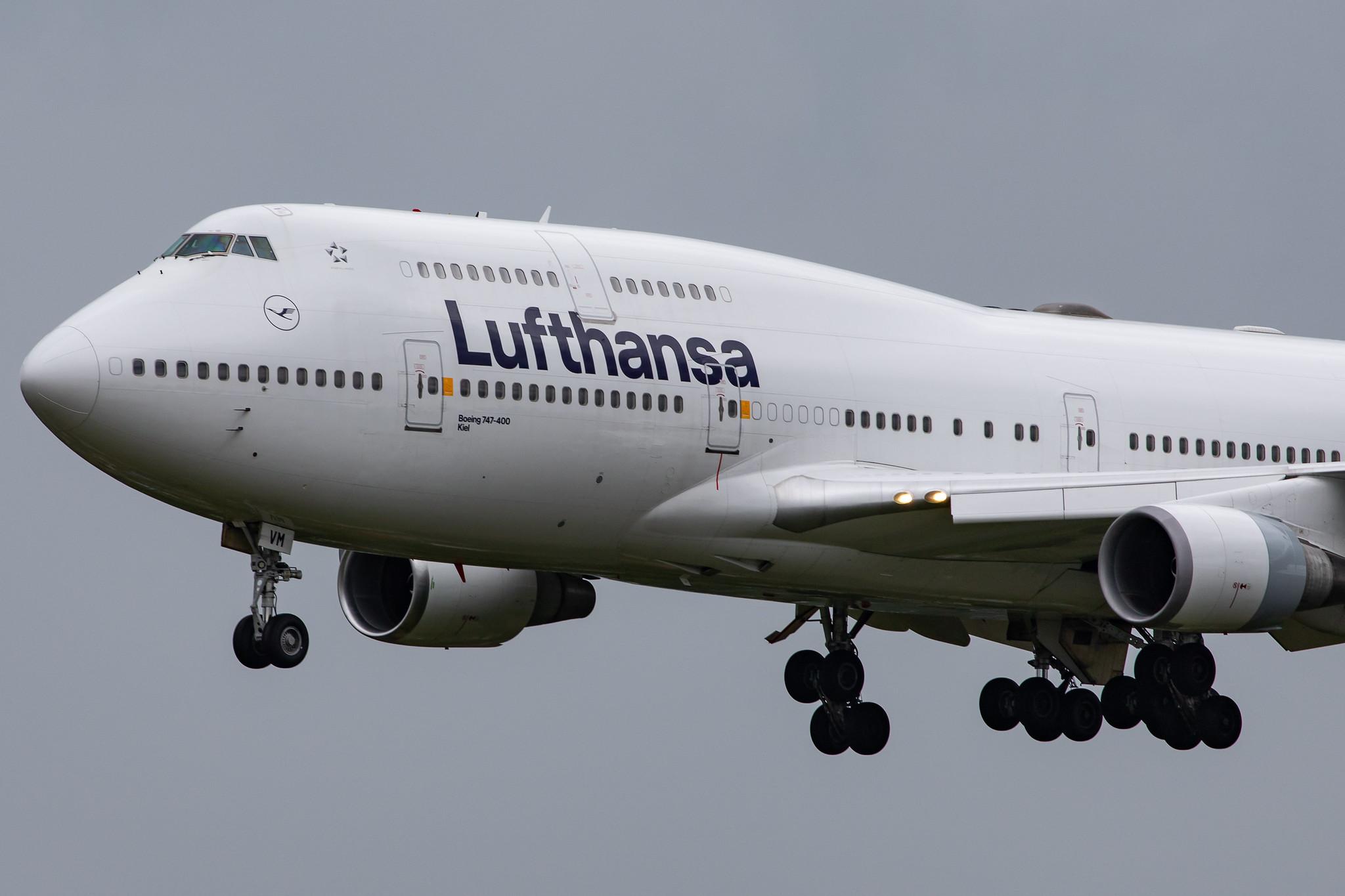 Hamburg Airport: Lufthansa (LH / DLH) |  Boeing 747-430 B744 | D-ABVM | MSN 29101