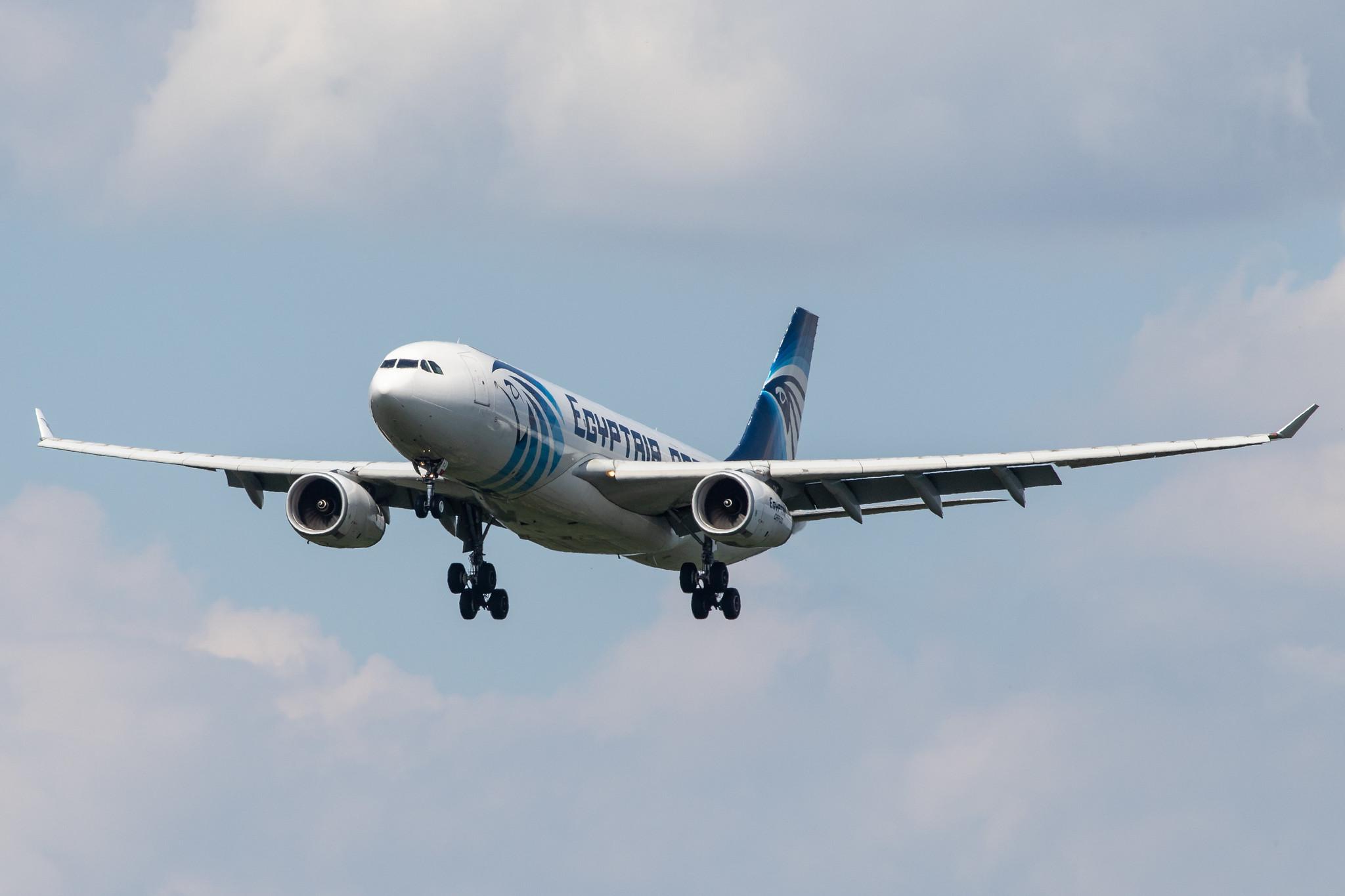 Frankfurt Airport: Condor (DE / CFG) |  Airbus A321-211 A321 | D-AIAG | MSN 6590