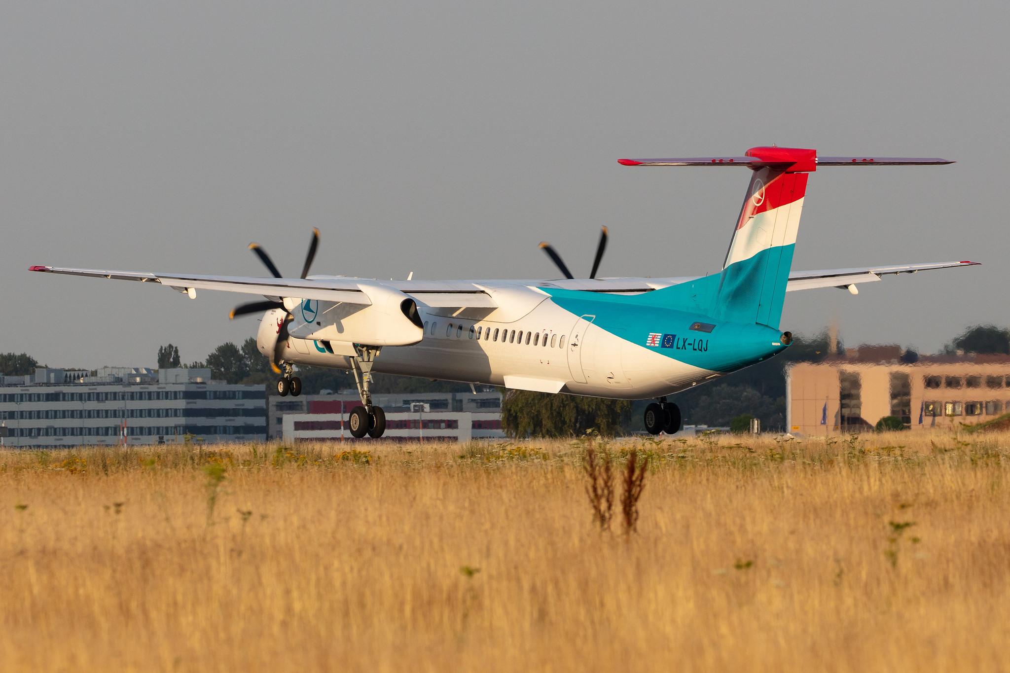 Hamburg Airport: Luxair (LG / LGL) |  De Havilland Canada Dash 8-400 DH8D | LX-LQJ | MSN 4562