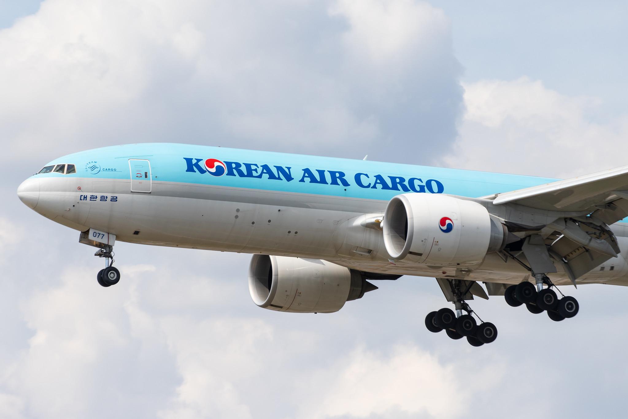 Frankfurt Airport: Korean Air Cargo (KE / KAL) | Operator: Korean Air |  Boeing 777-FB5 B77L | HL8077 | MSN 62697