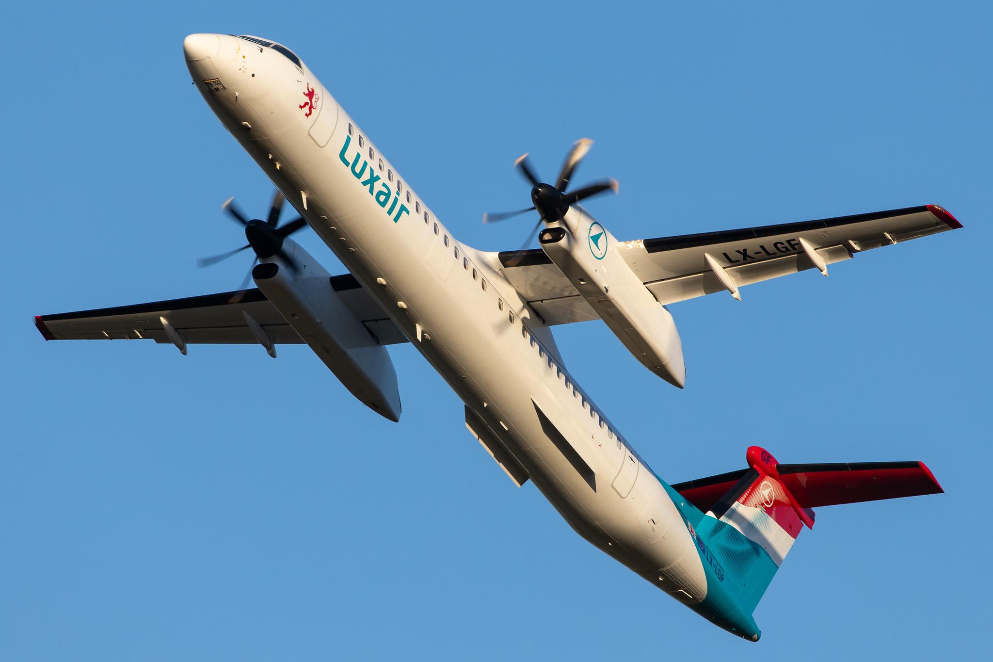 Hamburg Airport: Luxair (LG / LGL) |  De Havilland Canada Dash 8-400 DH8D | LX-LGF | MSN 4349