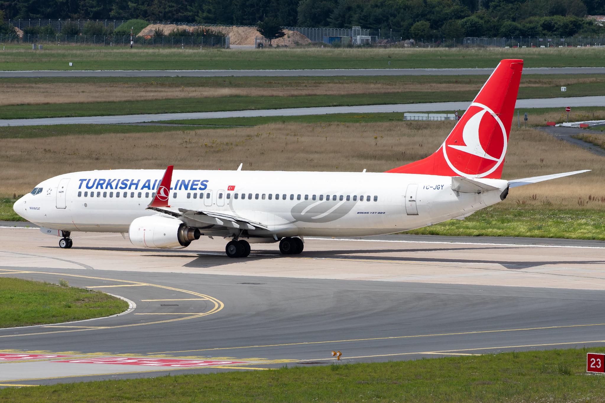 Hamburg Airport: Turkish Airlines (TK / THY) |  Boeing 737-8F2 B738 | TC-JGY | MSN 35738