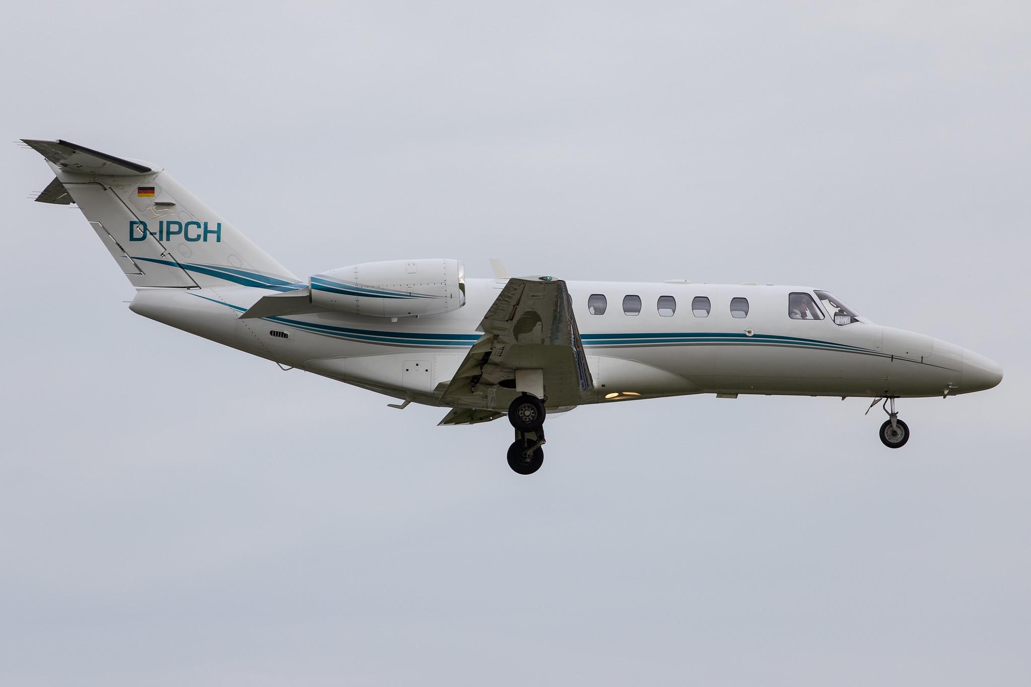 Hamburg Airport: JK JetKontor |  Cessna 525A CitationJet CJ2+ C25A | D-IPCH | MSN 525A-0347