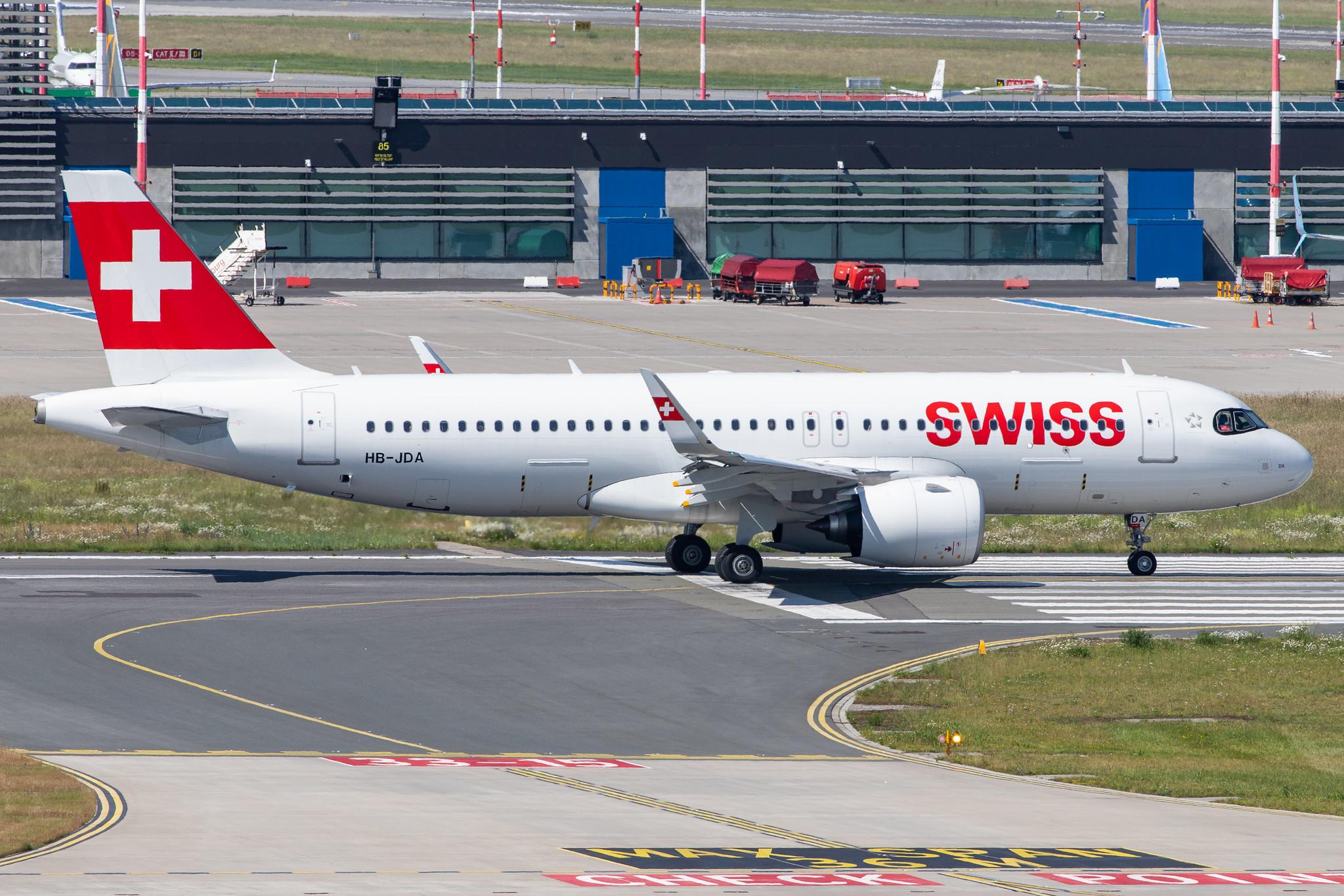 Hamburg Airport: Swiss (LX / SWR) |  Airbus A320-271N A20N | HB-JDA | MSN 9246