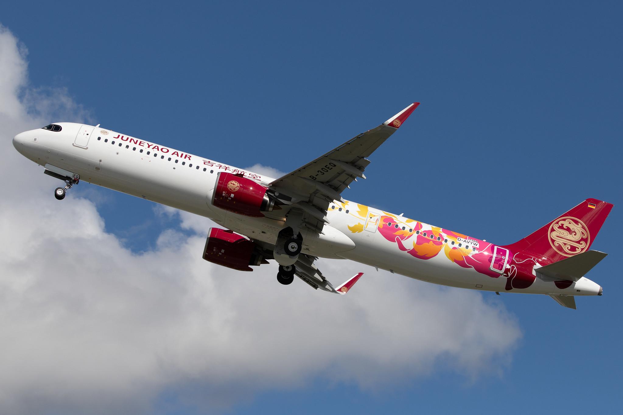 Hamburg Finkenwerder: Juneyao Airlines (HO / DKH) |  Airbus A321-271NX A21N | D-AVYW | MSN 9368  (B-30EQ)