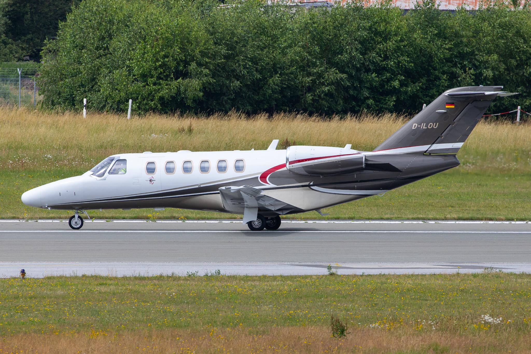 Hamburg Airport: Sylt Air (7E / AWU) |  Cessna 525A CitationJet CJ2+ C25A | D-ILOU | MSN 525A-0512