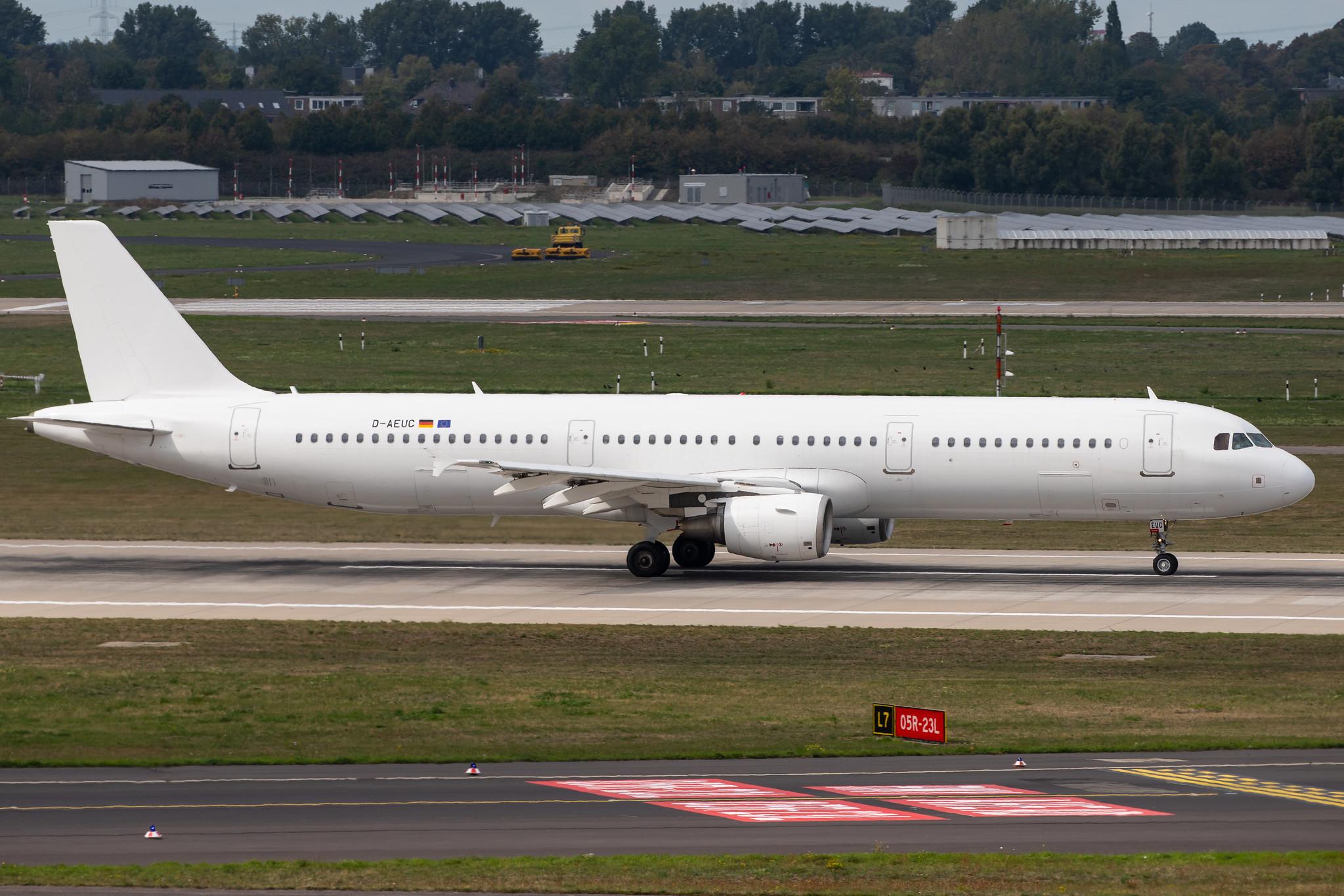 Düsseldorf Airport: Eurowings (EW / EWG) |  Airbus A321-211 A321 | D-AEUC | MSN 3504