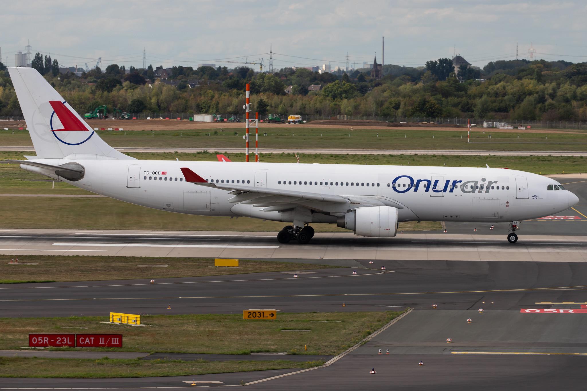 Düsseldorf Airport: Onur Air (8Q / OHY) |  Airbus A330-223 A332 | TC-OCE | MSN 0353
