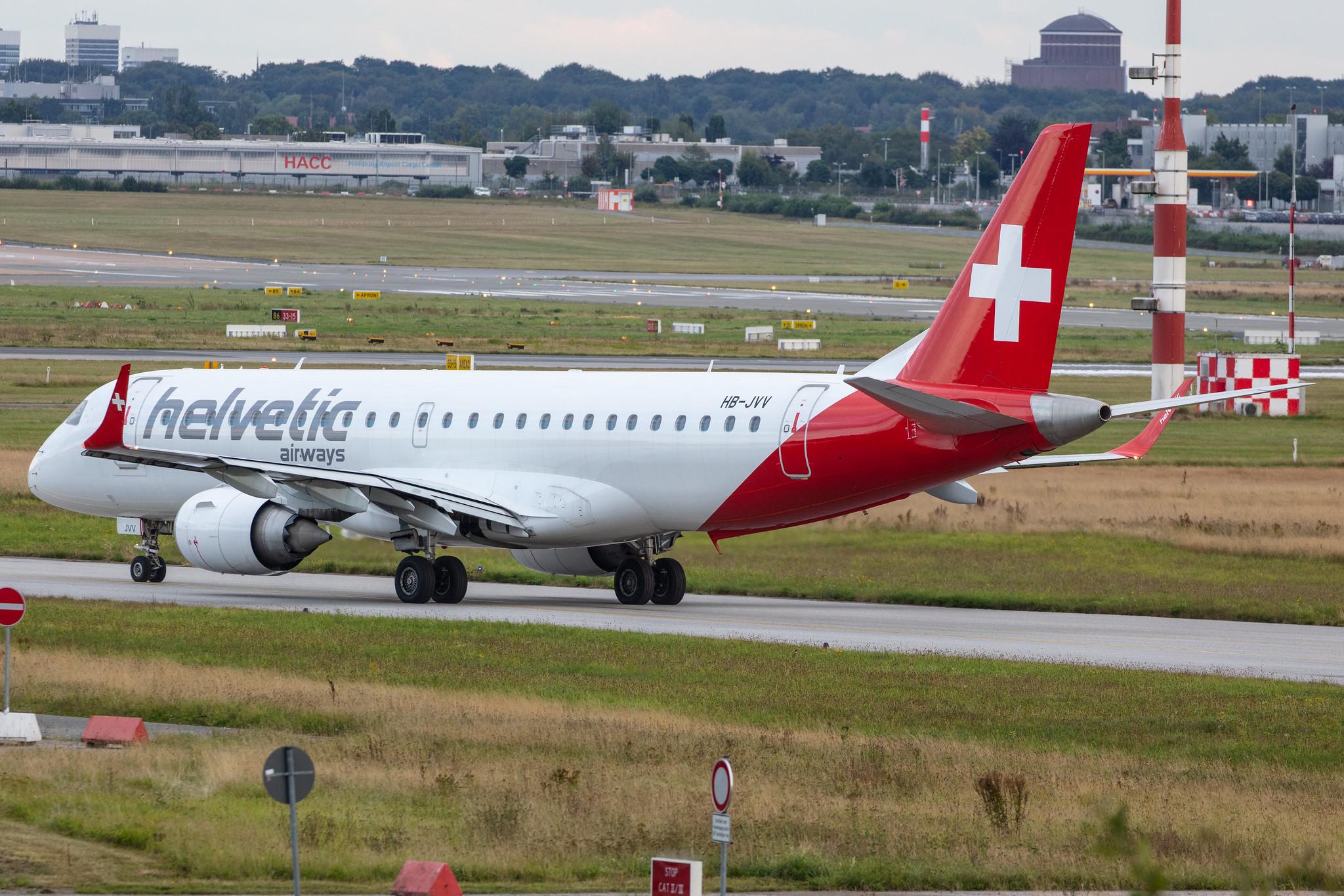 Hamburg Airport: Helvetic Airways (2L / OAW) |  Embraer E190LR E190 | HB-JVV | MSN 19000071