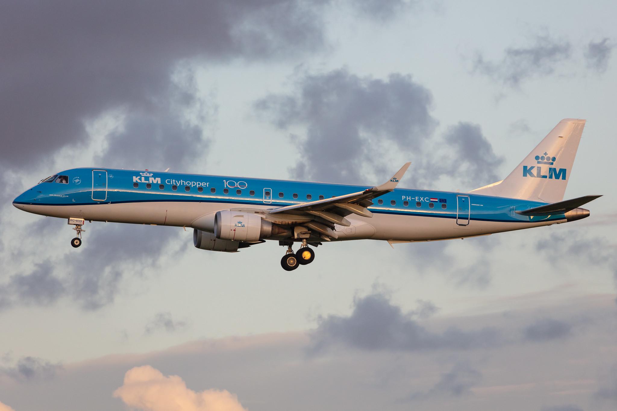 Amsterdam Airport Schiphol: KLM (KL / KLM) | Operator: KLM Cityhopper |  Embraer E190STD E190 | PH-EXC | MSN 19000659