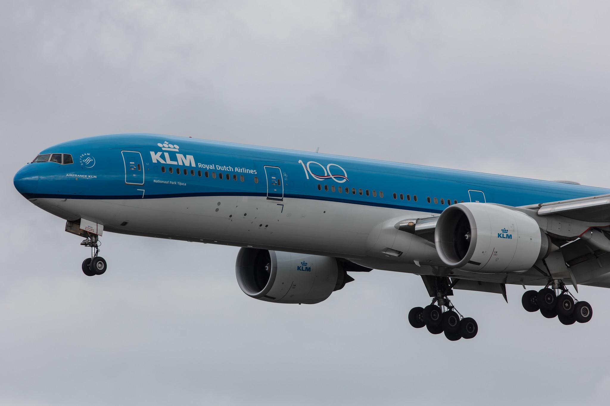 Amsterdam Airport Schiphol: KLM (KL / KLM) |  Boeing 777-306(ER) B77W | PH-BVN | MSN 44549