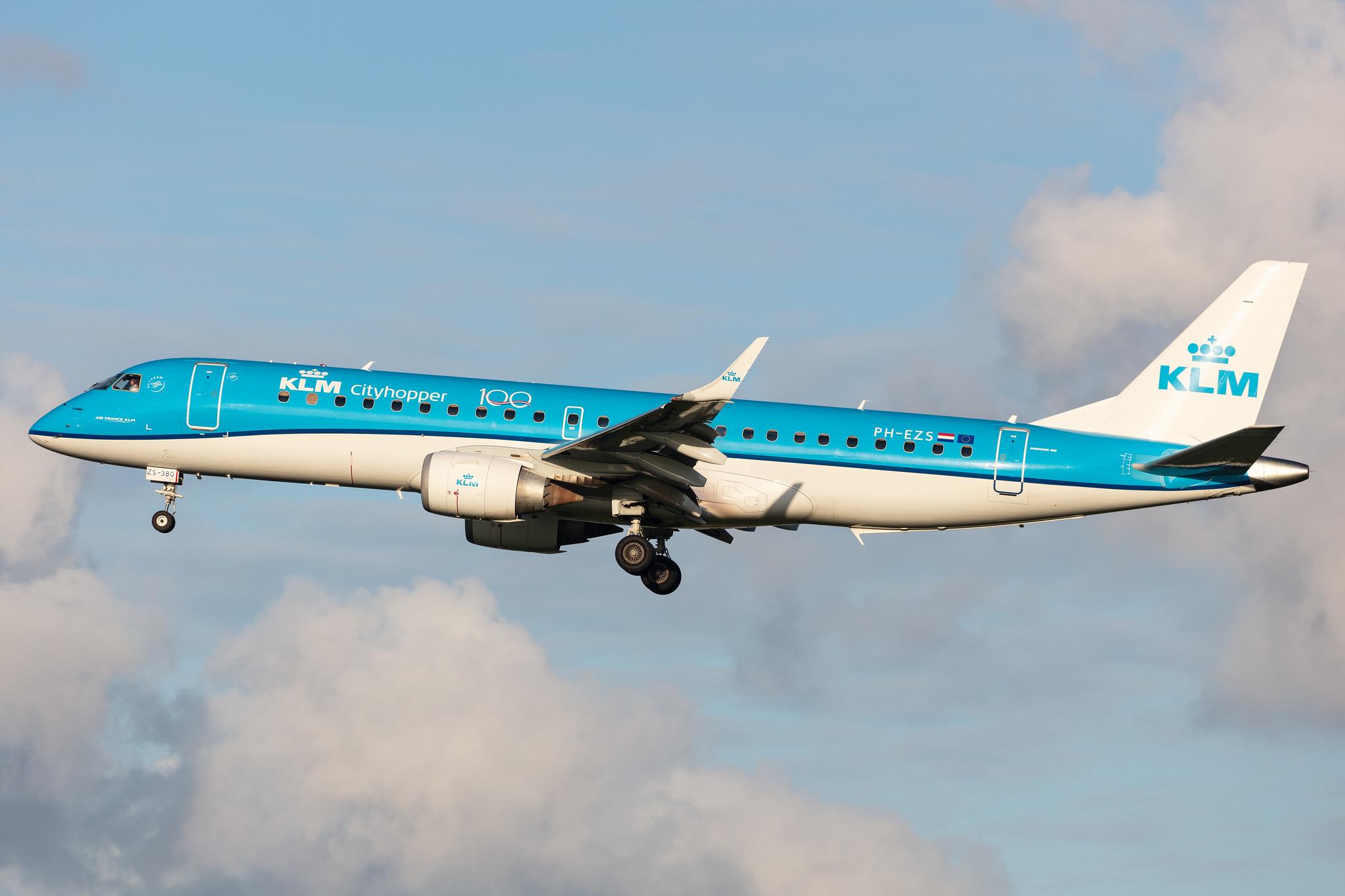 Amsterdam Airport Schiphol: KLM (KL / KLM) | Operator: KLM Cityhopper |  Embraer E190STD E190 | PH-EZS | MSN 19000380