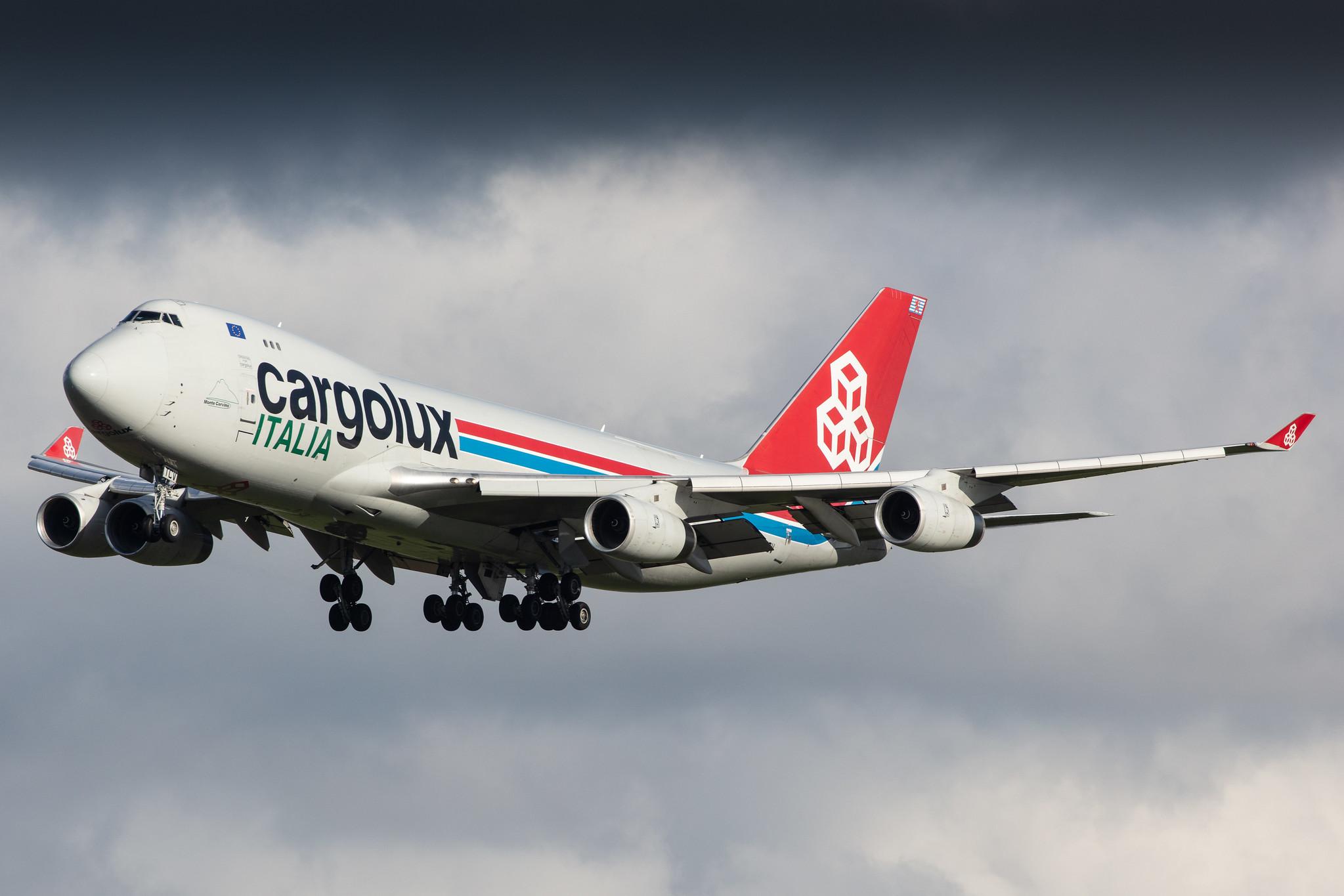 Amsterdam Airport Schiphol: Cargolux Italia (C8 / ICV) |  Boeing 747-4R7(F) B744 | LX-TCV | MSN 30401