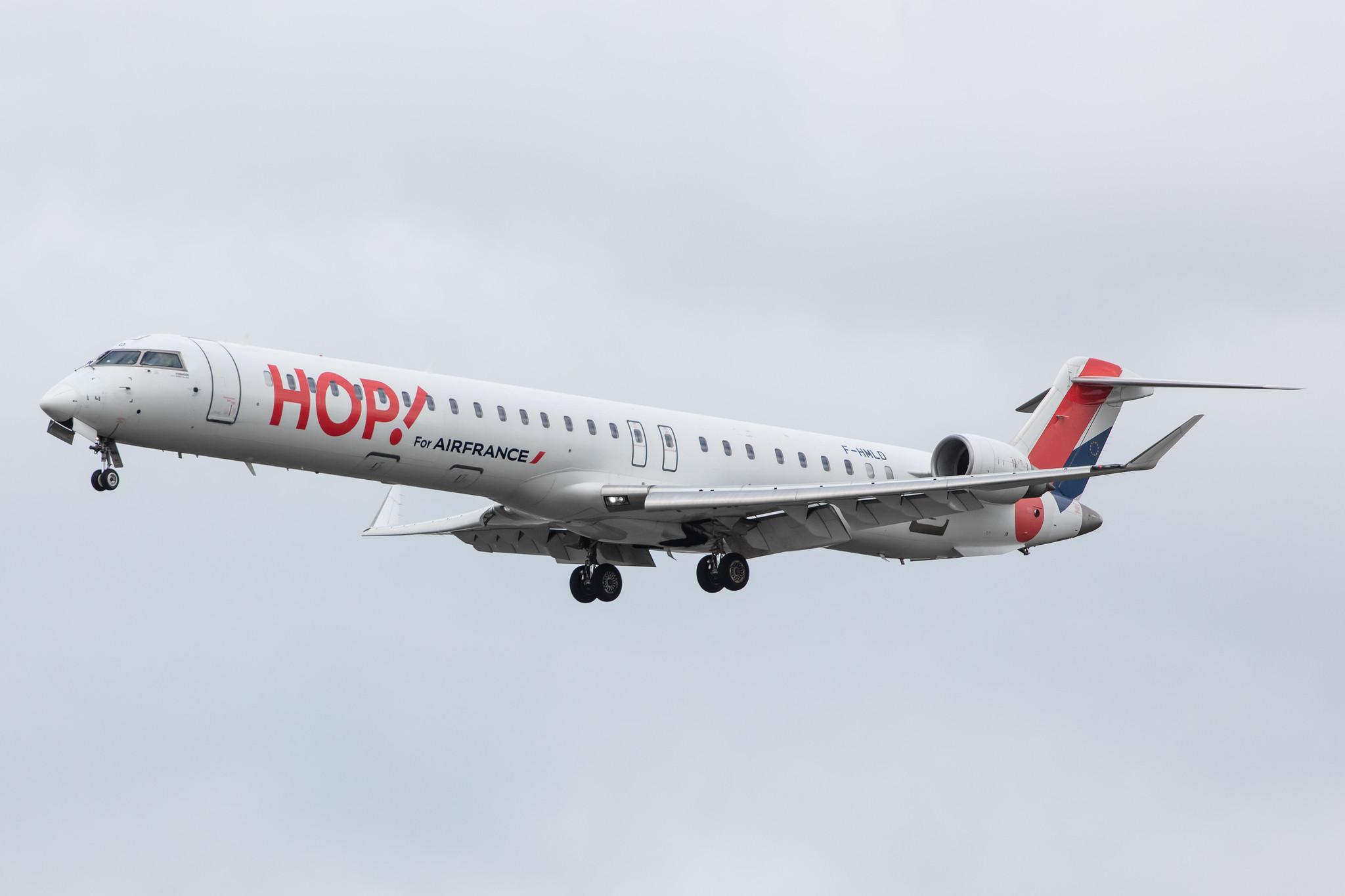 Amsterdam Airport Schiphol: Air France (AF / AFR) | Operator: Air France Hop |  Mitsubishi CRJ-1000EL CRJX | F-HMLD | MSN 19007