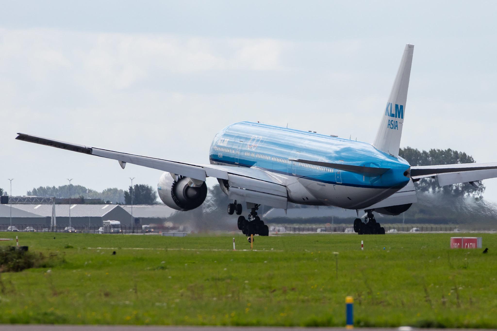 Amsterdam Airport Schiphol: KLM (KL / KLM) |  Boeing 777-206(ER) B772 | PH-BQM | MSN 34712