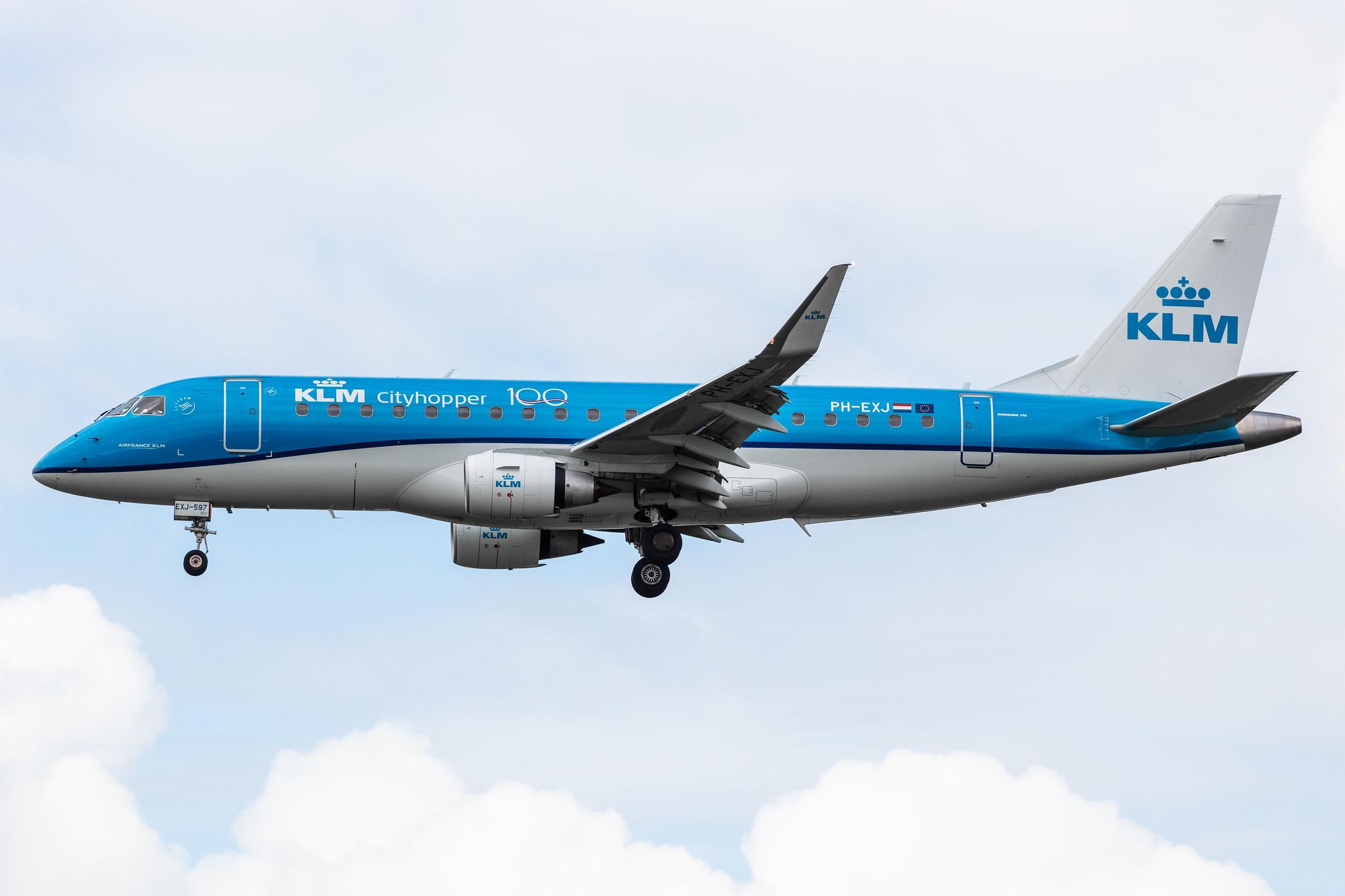 Amsterdam Airport Schiphol: KLM (KL / KLM) | Operator: KLM Cityhopper |  Embraer E175STD E75L | PH-EXJ | MSN 17000597