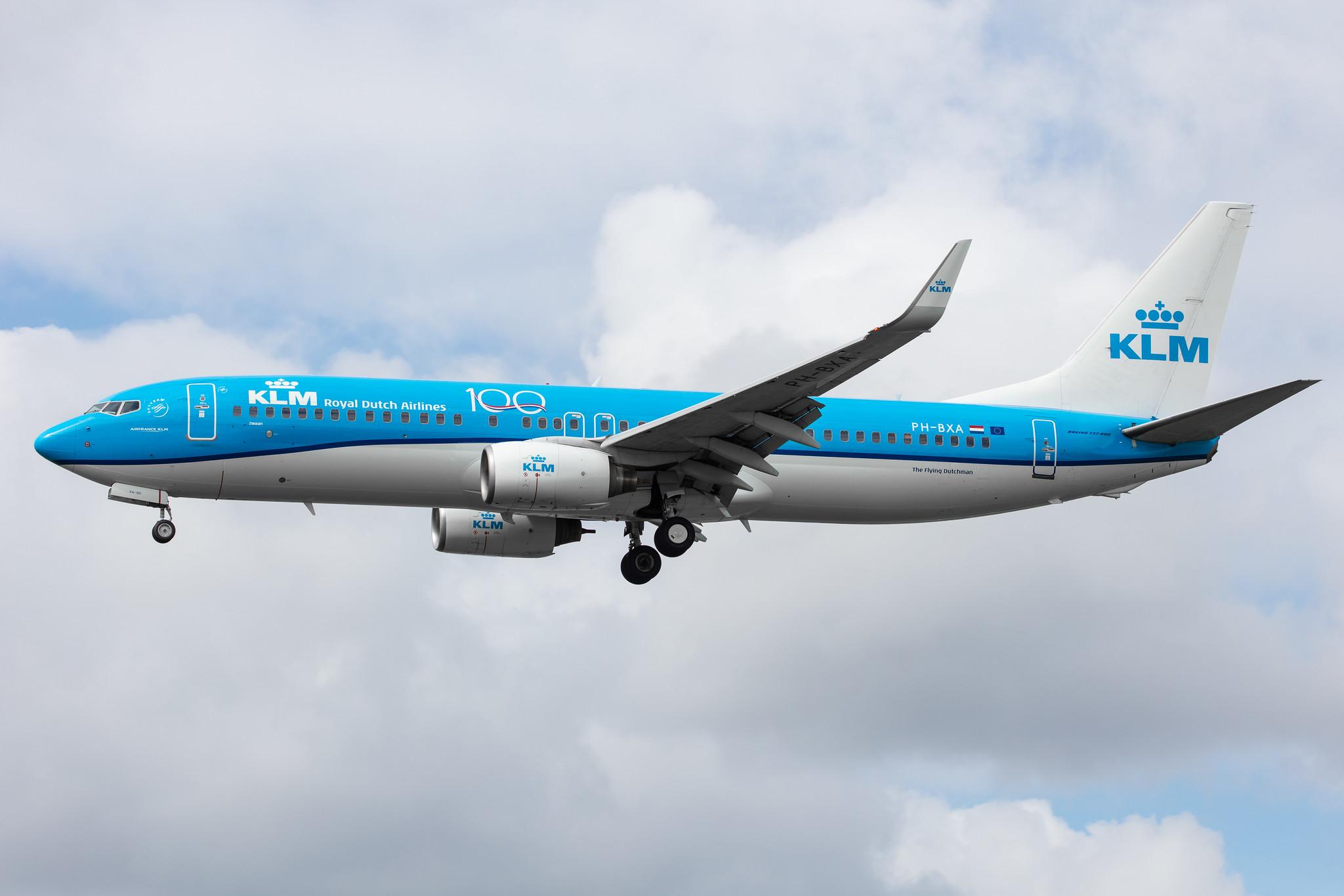 Amsterdam Airport Schiphol: KLM (KL / KLM) |  Boeing 737-8K2 B738 | PH-BXA | MSN 29131