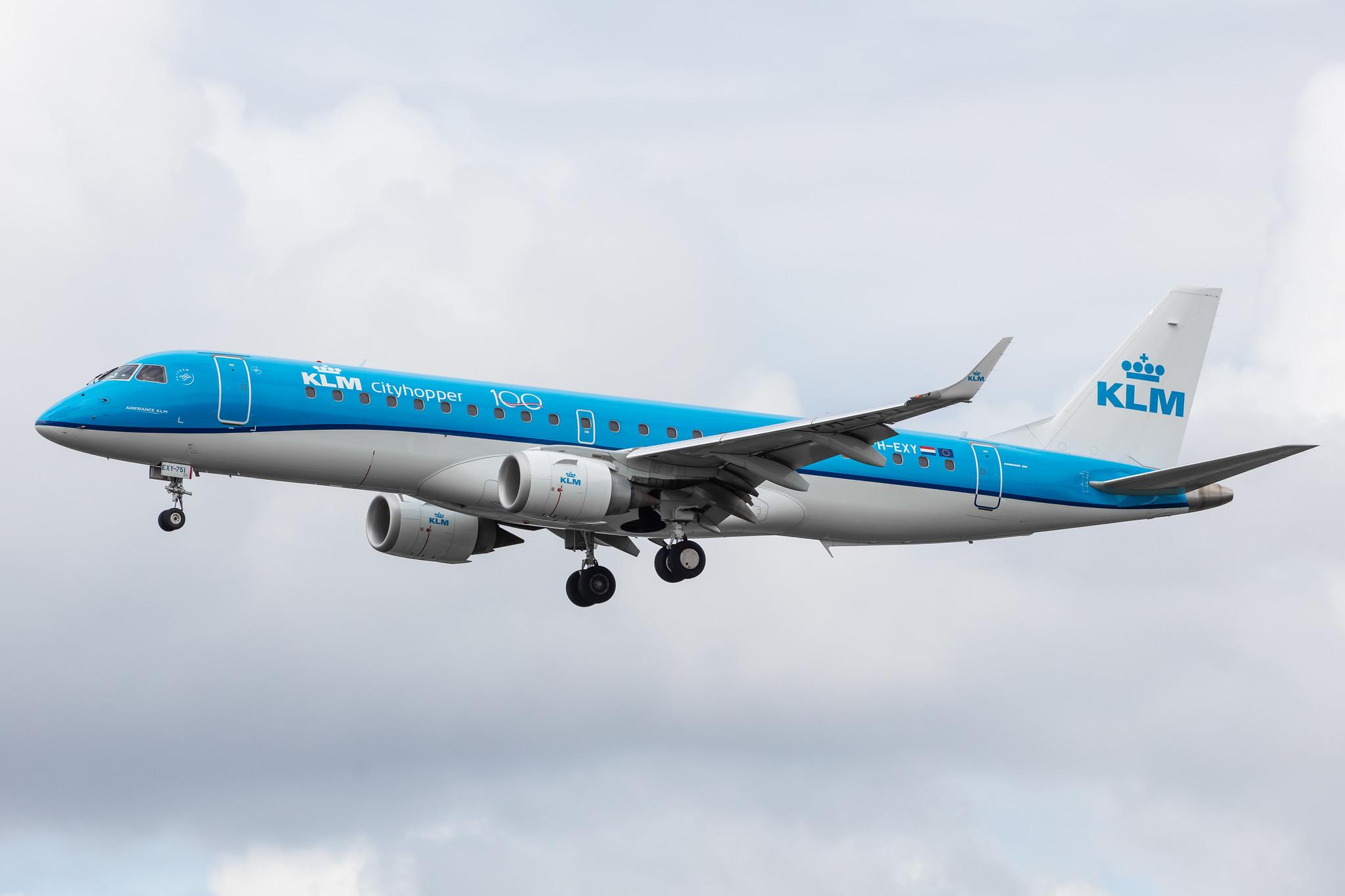 Amsterdam Airport Schiphol: KLM (KL / KLM) | Operator: KLM Cityhopper |  Embraer E190STD E190 | PH-EXY | MSN 19000751