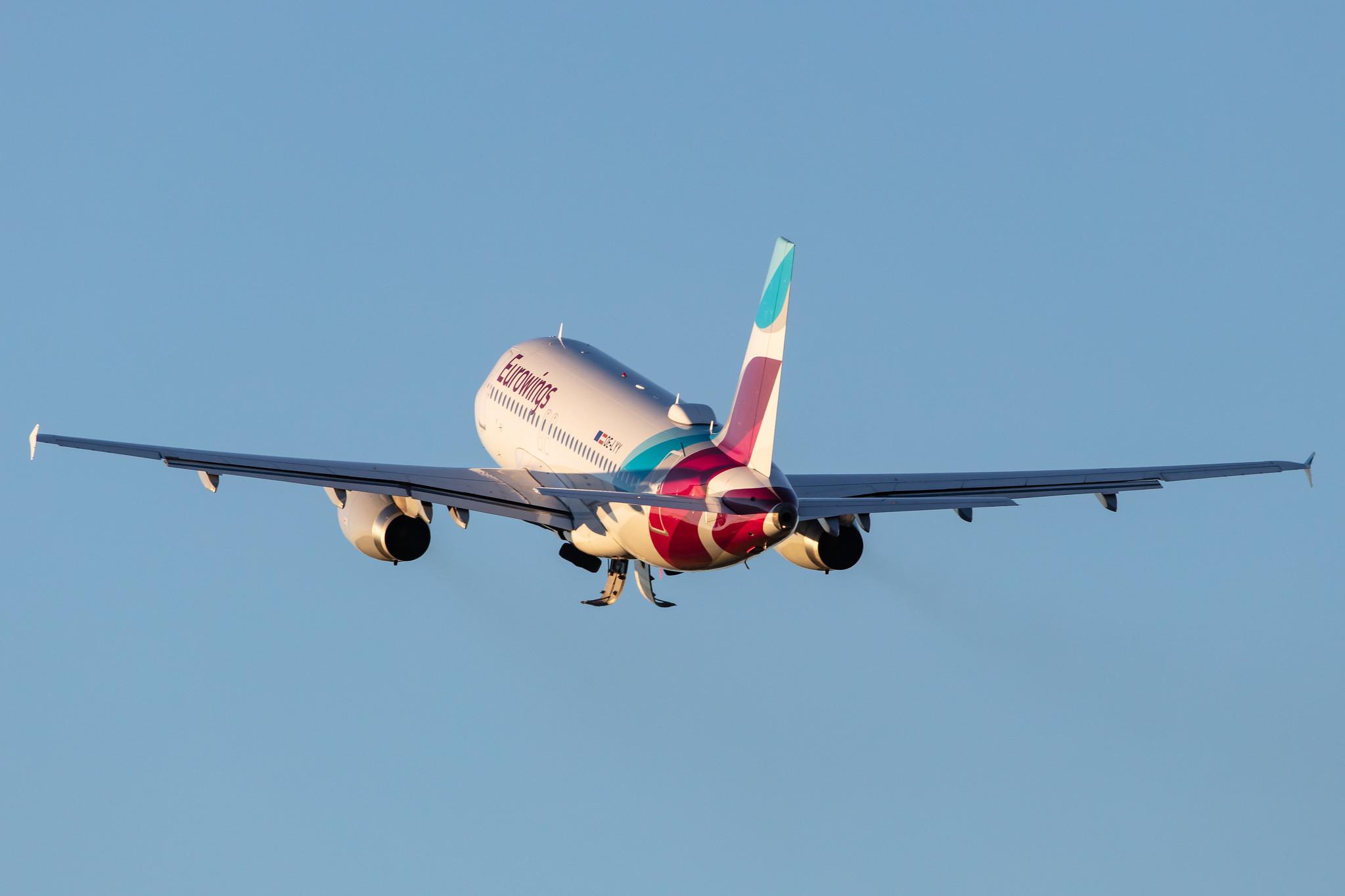Hamburg Airport: Eurowings (EW / EWG) | Operator: Eurowings Europe |  Airbus A319-132 A319 | OE-LYY | MSN 4256