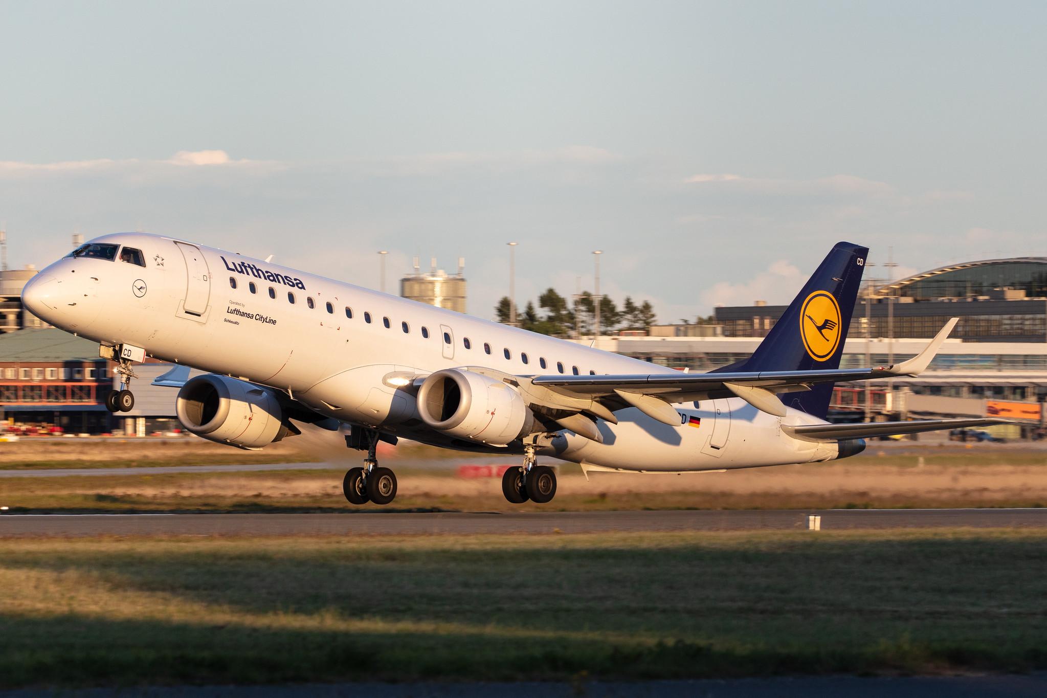 Hamburg Airport: Lufthansa (LH / DLH) | Operator: Lufthansa CityLine |  Embraer E190LR E190 | D-AECD | MSN 19000337