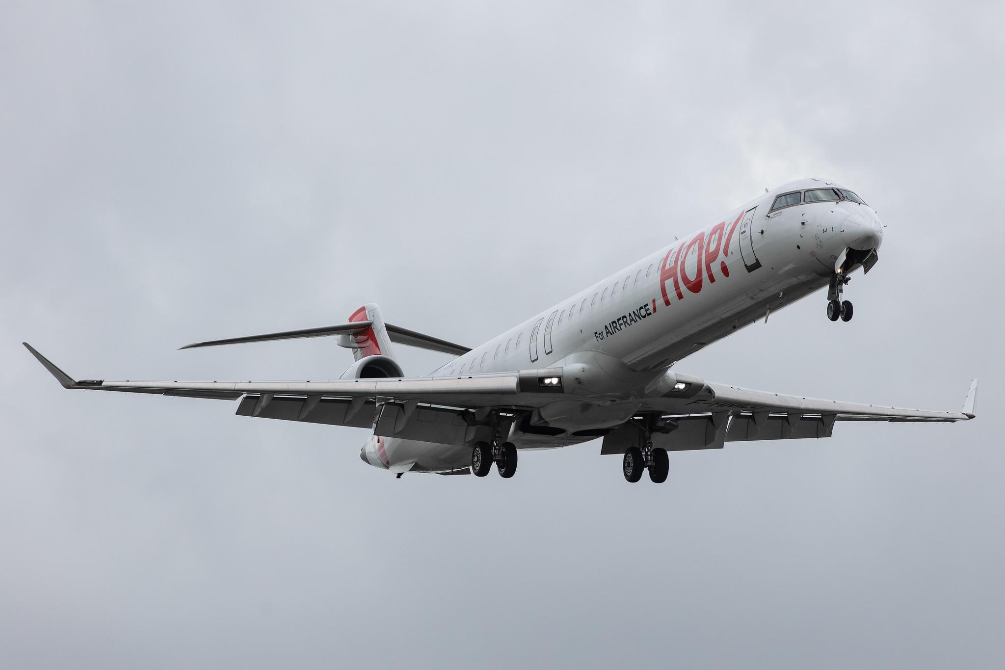 Amsterdam Airport Schiphol: Air France (AF / AFR) | Operator: Air France Hop |  Mitsubishi CRJ-1000EL CRJX | F-HMLC | MSN 19006