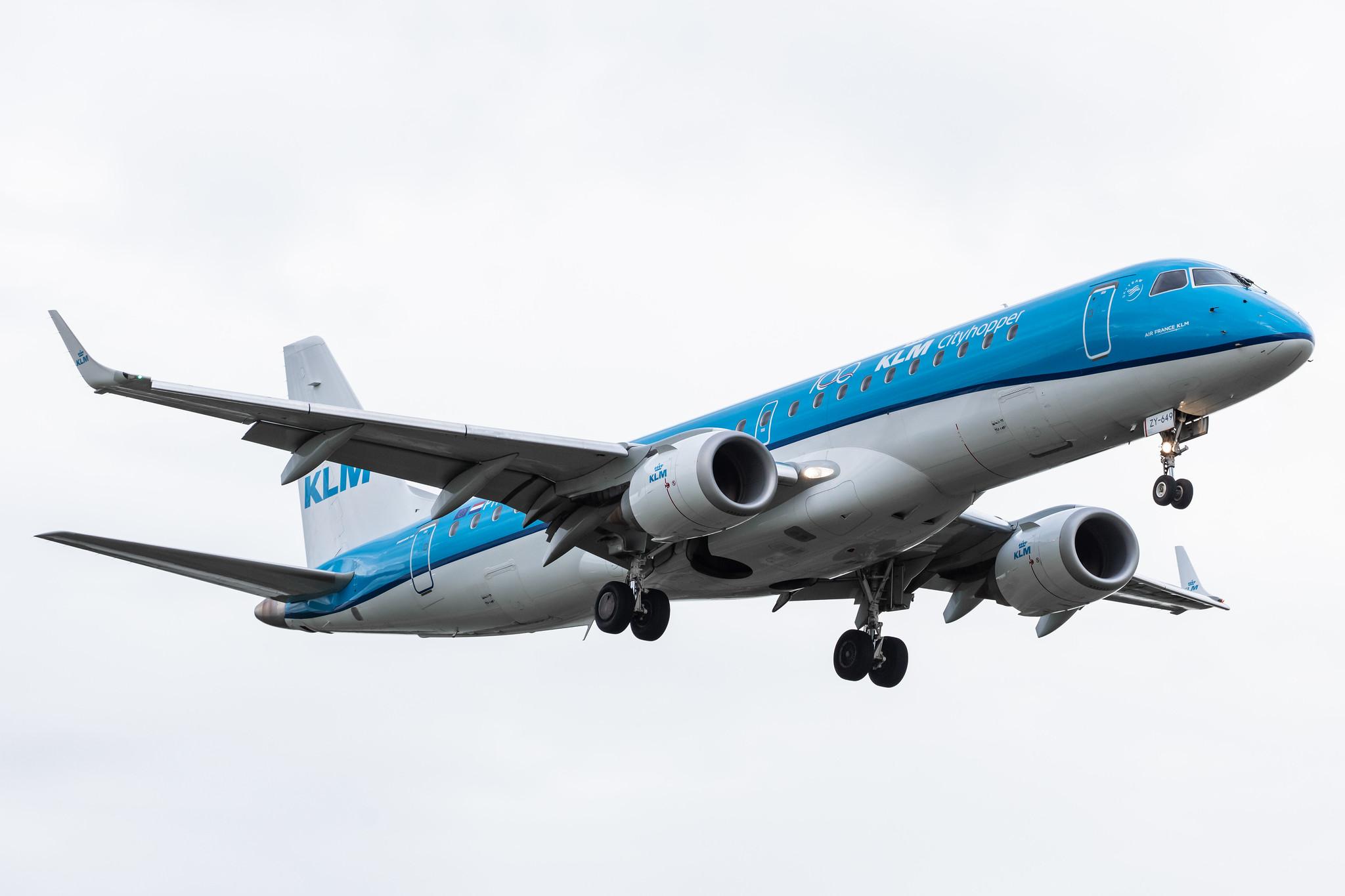 Amsterdam Airport Schiphol: KLM (KL / KLM) | Operator: KLM Cityhopper |  Embraer E190STD E190 | PH-EZY | MSN 19000649