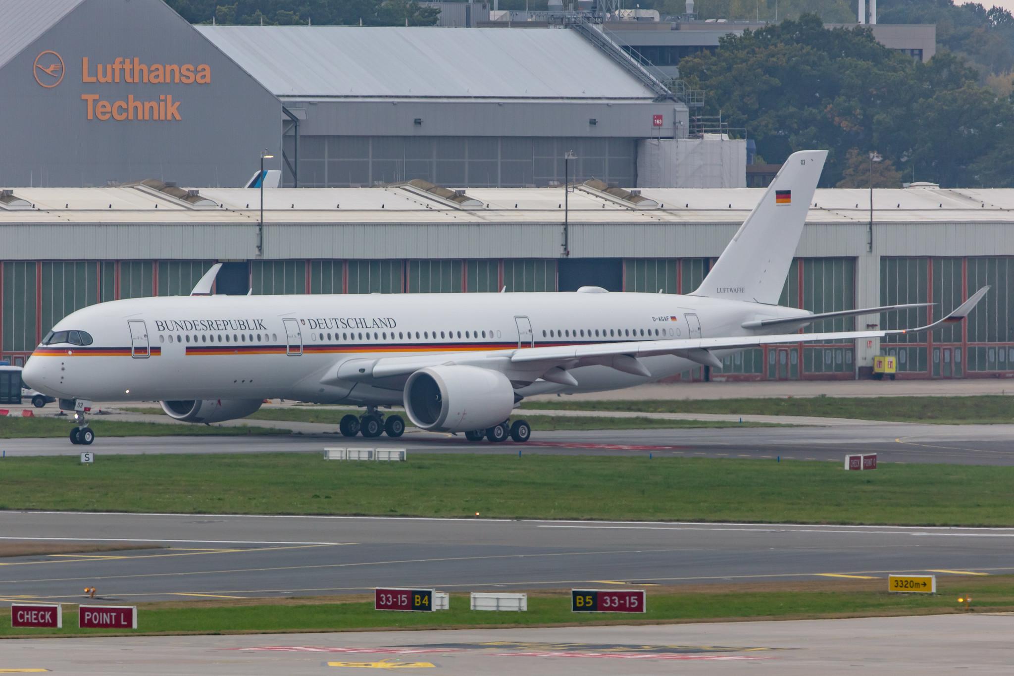 Hamburg Airport: German Air Force (/ GAF) |  Airbus A350-941 A359 | D-AGAF (10+03) | MSN 416