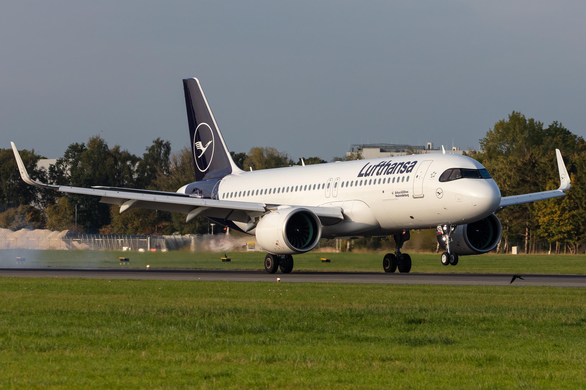Hamburg Airport: Lufthansa (LH / DLH) |  Airbus A320-271N A20N | D-AINZ | MSN 9442