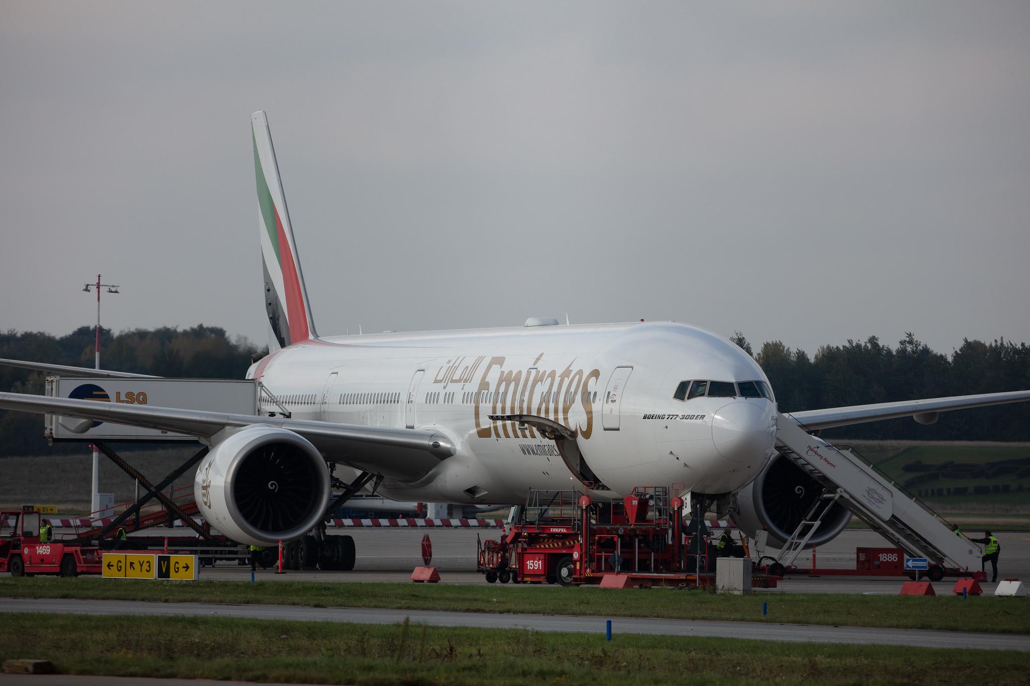 Hamburg Airport: Emirates (EK / UAE) |  Boeing 777-31H(ER) B77W | A6-EGG | MSN 41070