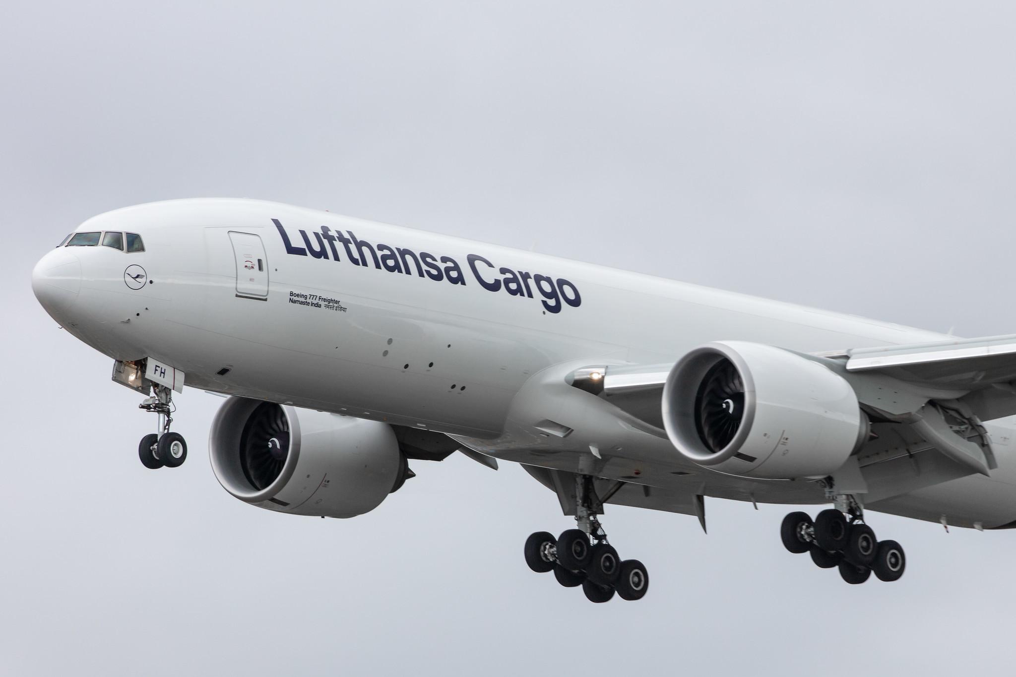 Frankfurt Airport: Lufthansa Cargo (/ GEC) |  Boeing 777-F B77L | D-ALFH | MSN 66911