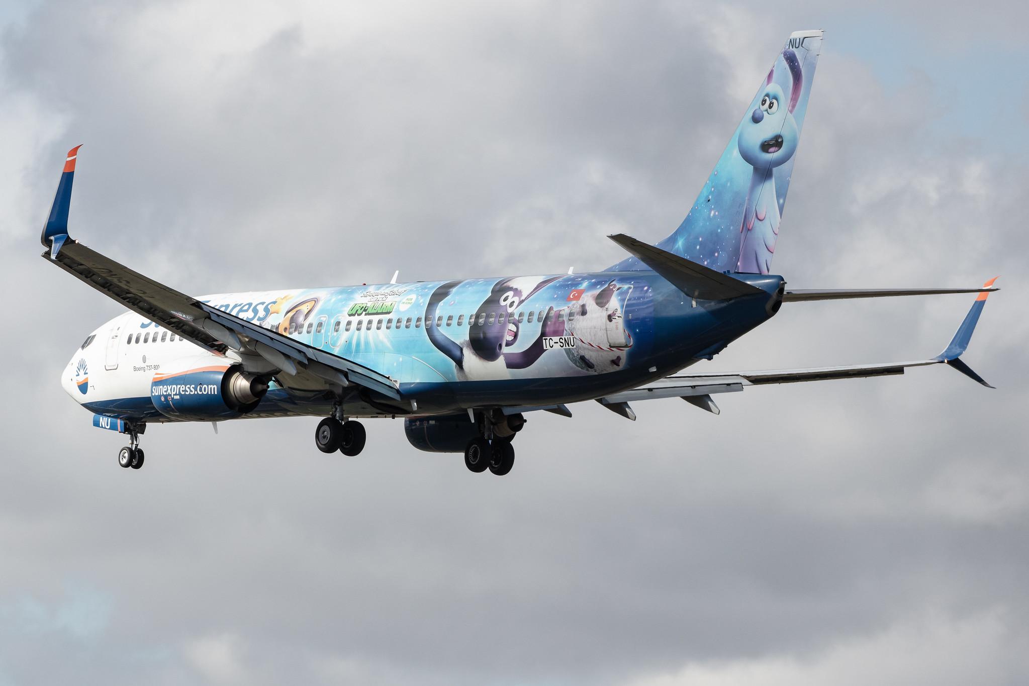 Frankfurt Airport: SunExpress (XQ / SXS) |  Livery: Shaun das Schaf - UFO-Alarm Livery |  Boeing 737-8HC B738 | TC-SNU | MSN 40756