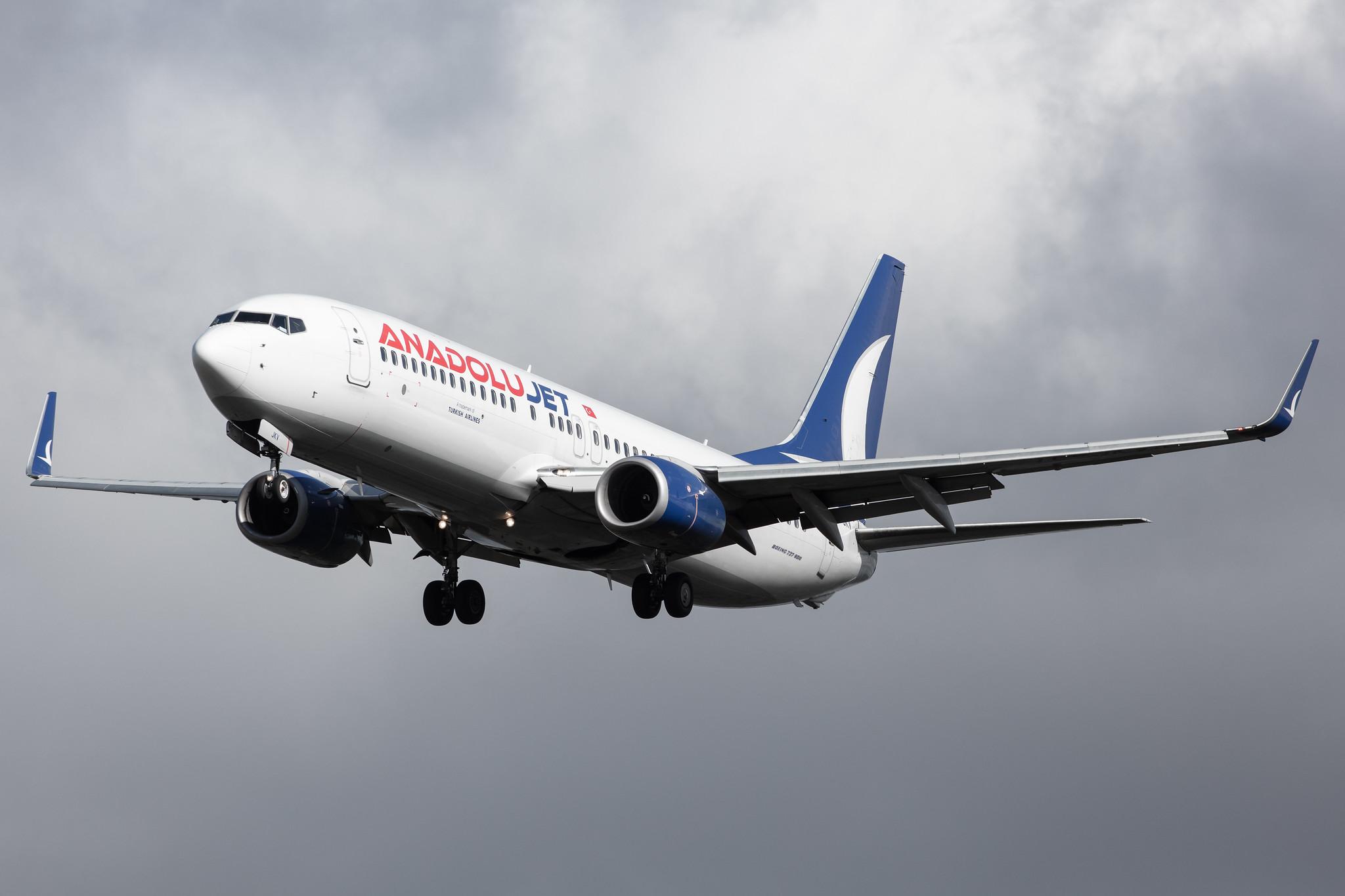 Frankfurt Airport: AnadoluJet (TK / THY) | Operator: SunExpress |  Boeing 737-8Q8 B738 | TC-JKV | MSN 41808