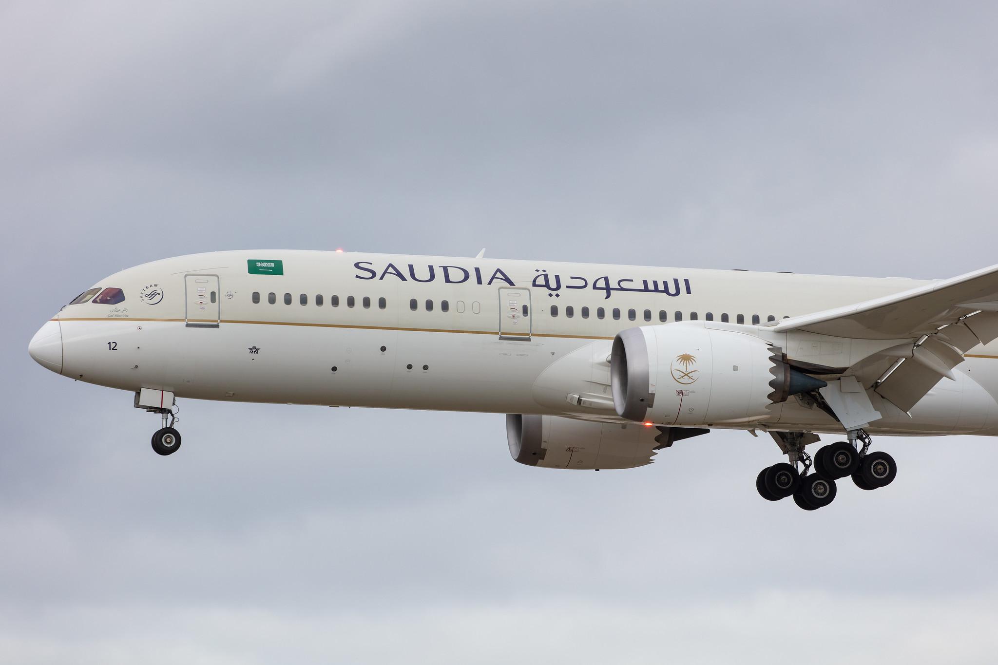Frankfurt Airport: Saudia (SV / SVA) |  Boeing 787-9 Dreamliner B789 | HZ-AR12 | MSN 40046