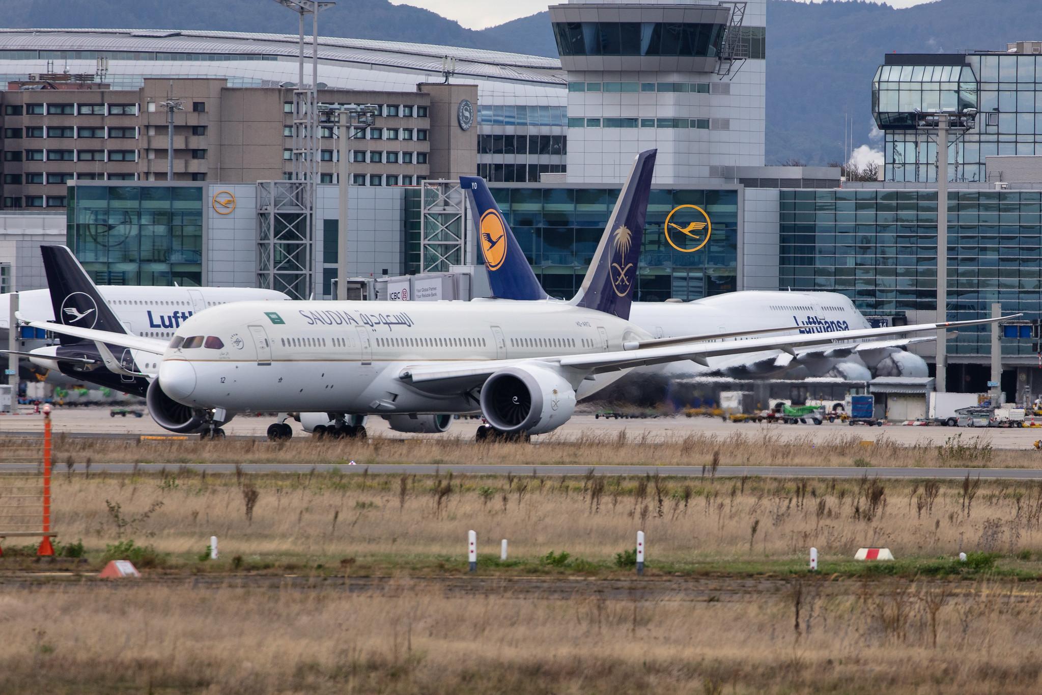 Frankfurt Airport: Saudia (SV / SVA) |  Boeing 787-9 Dreamliner B789 | HZ-AR12 | MSN 40046